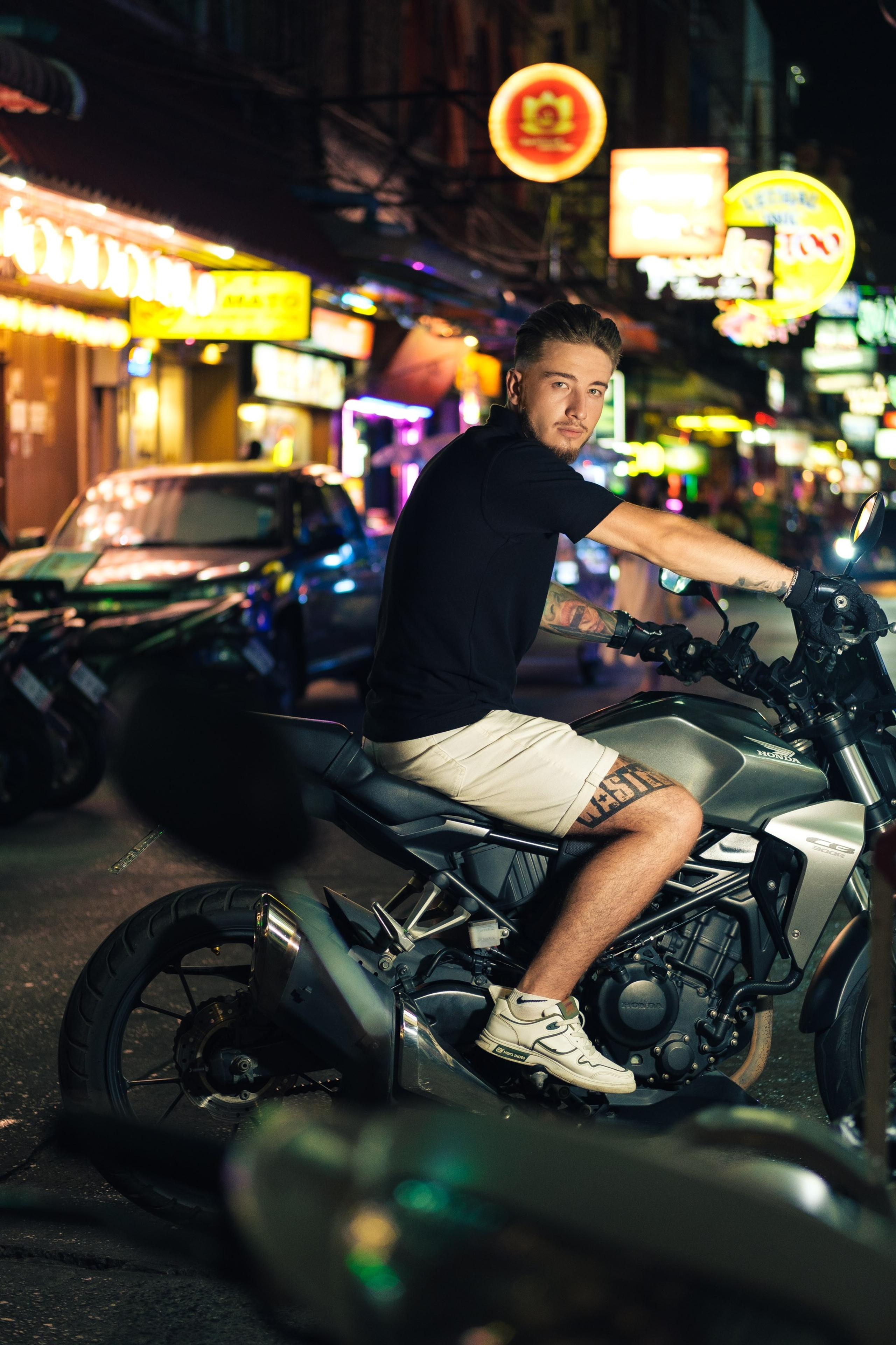 Анатолий. Профессиональный фотограф