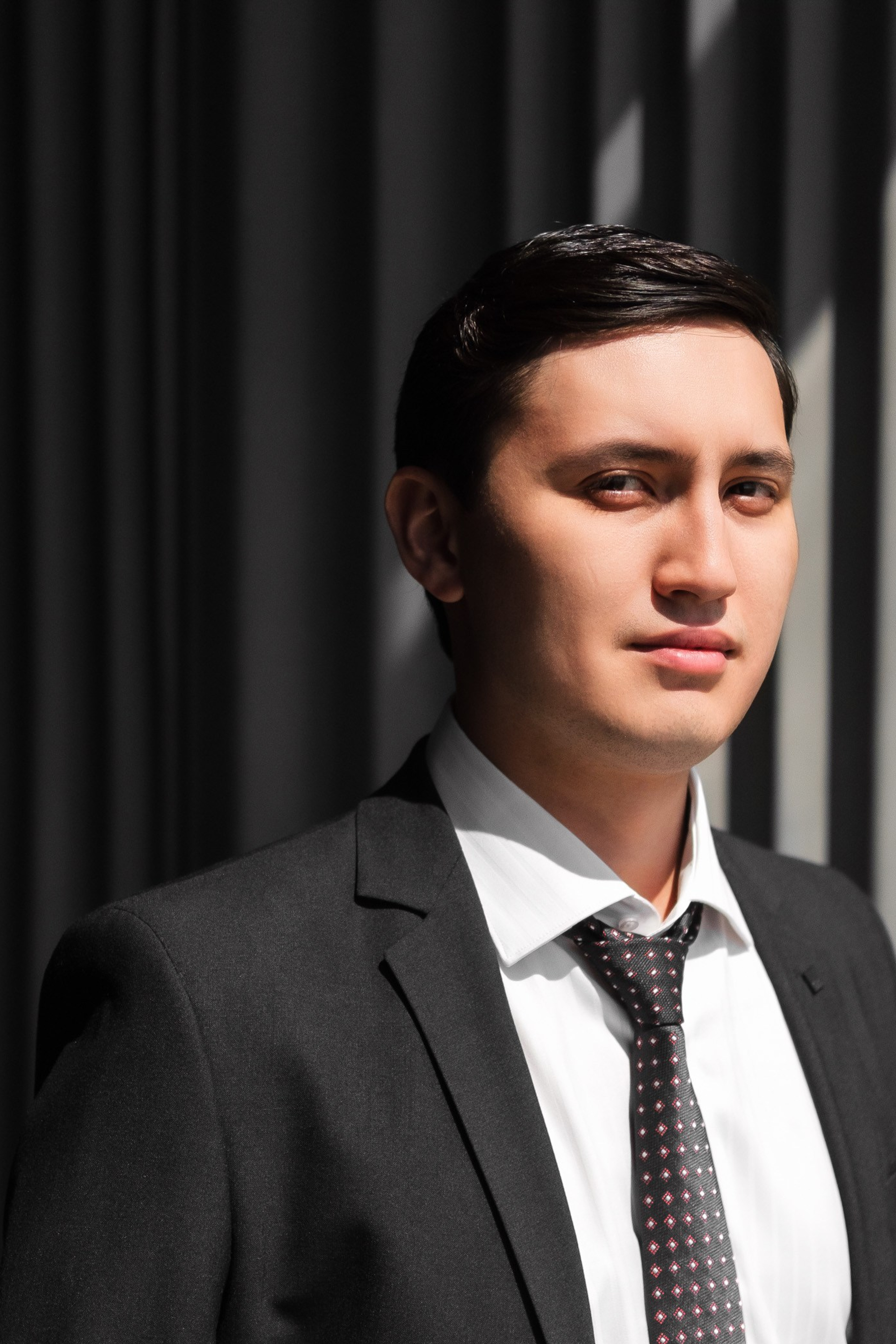 Аяш и Чингиз. Профессиональный фотограф