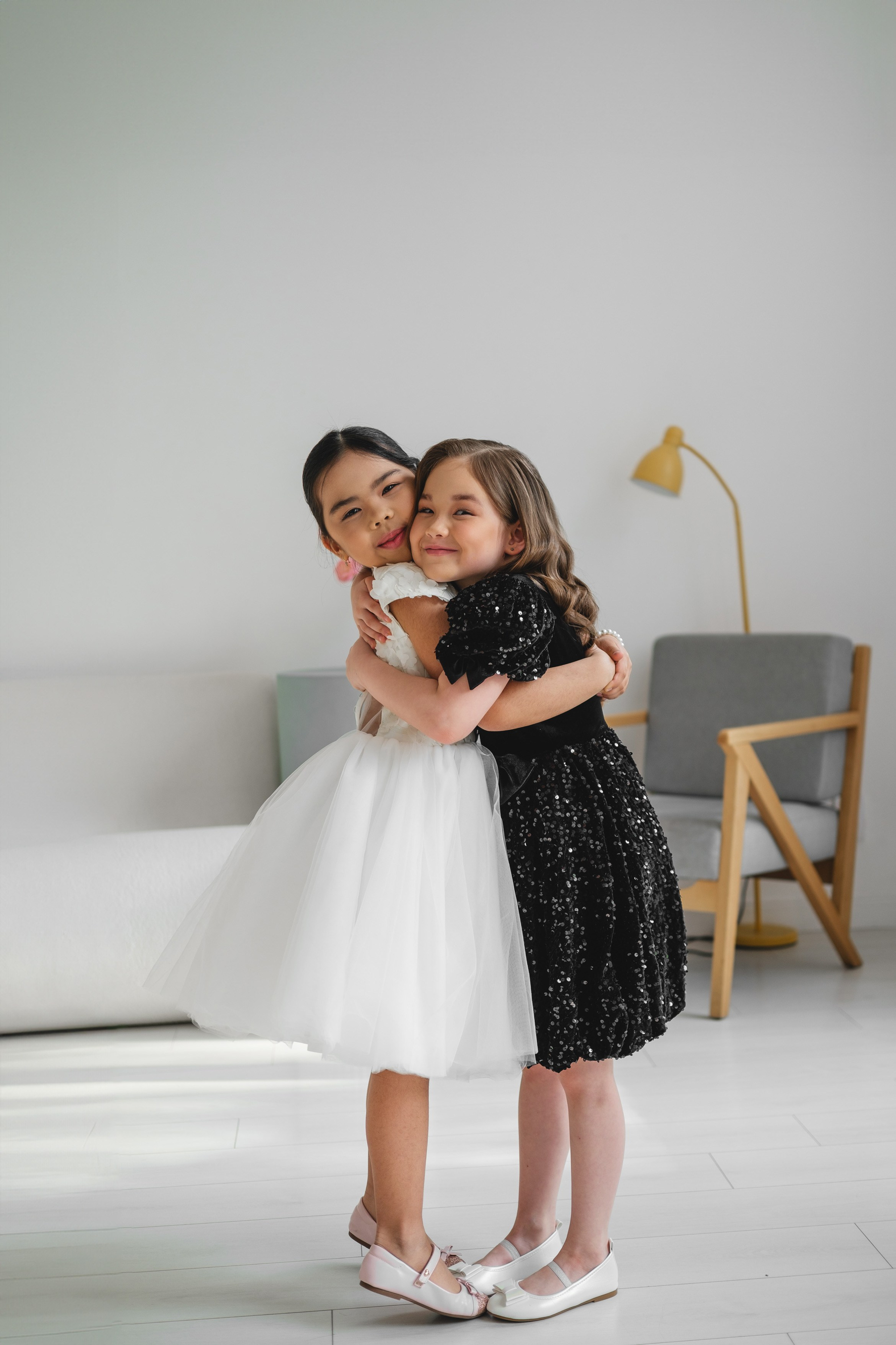 Айгерим и Айдана. Профессиональный фотограф