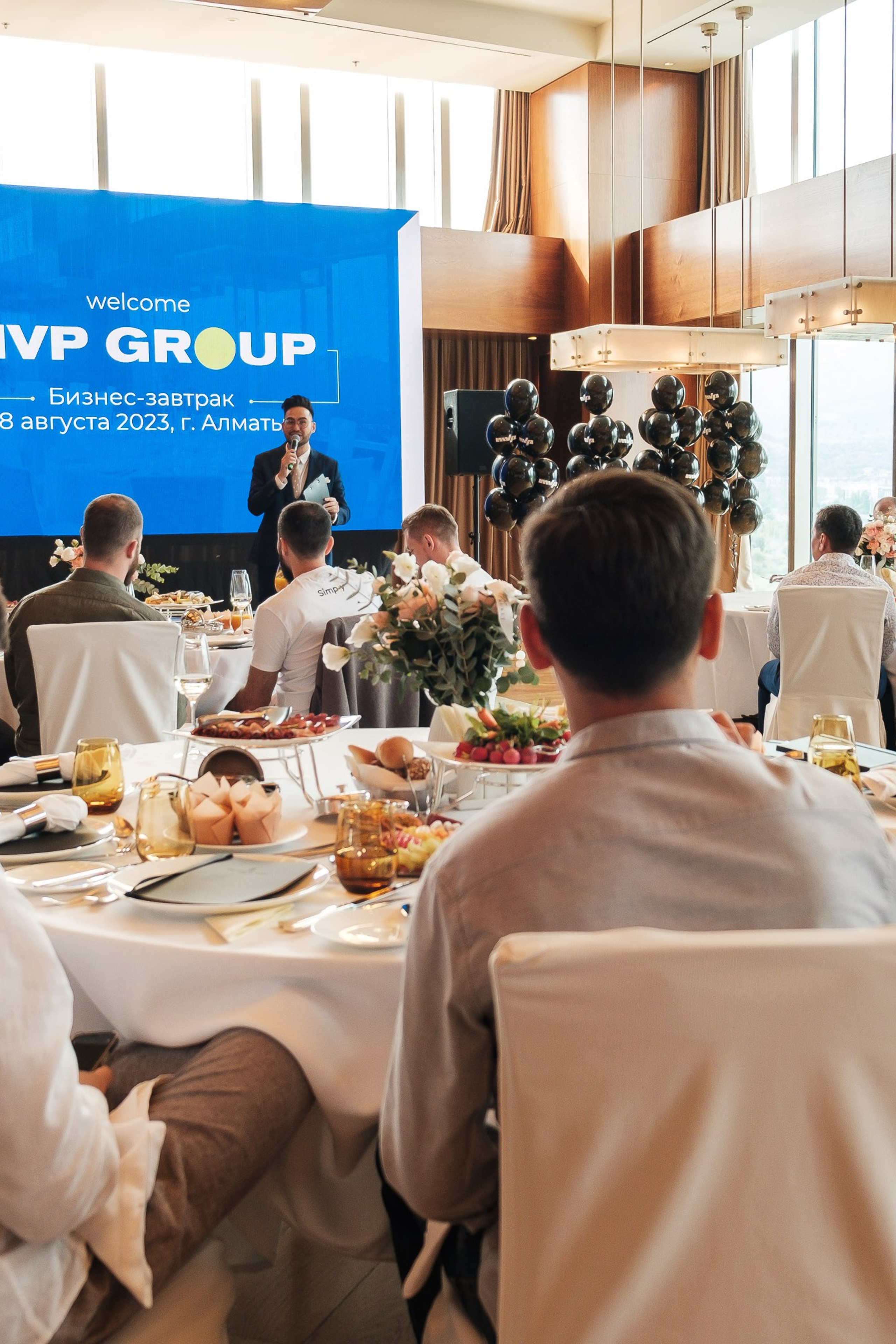 Бизнес-завтрак компании MVP. Профессиональный фотограф