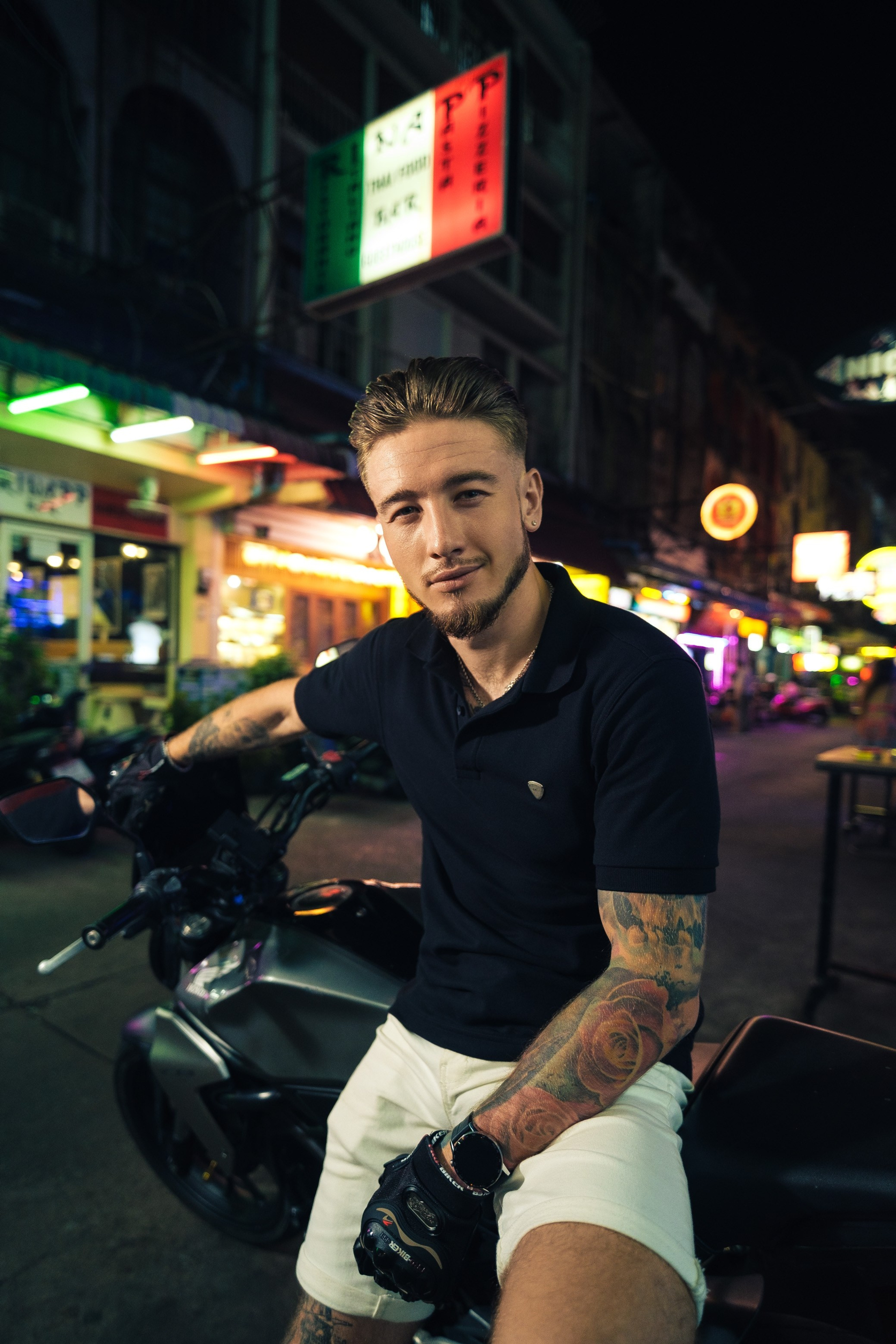 Анатолий. Профессиональный фотограф