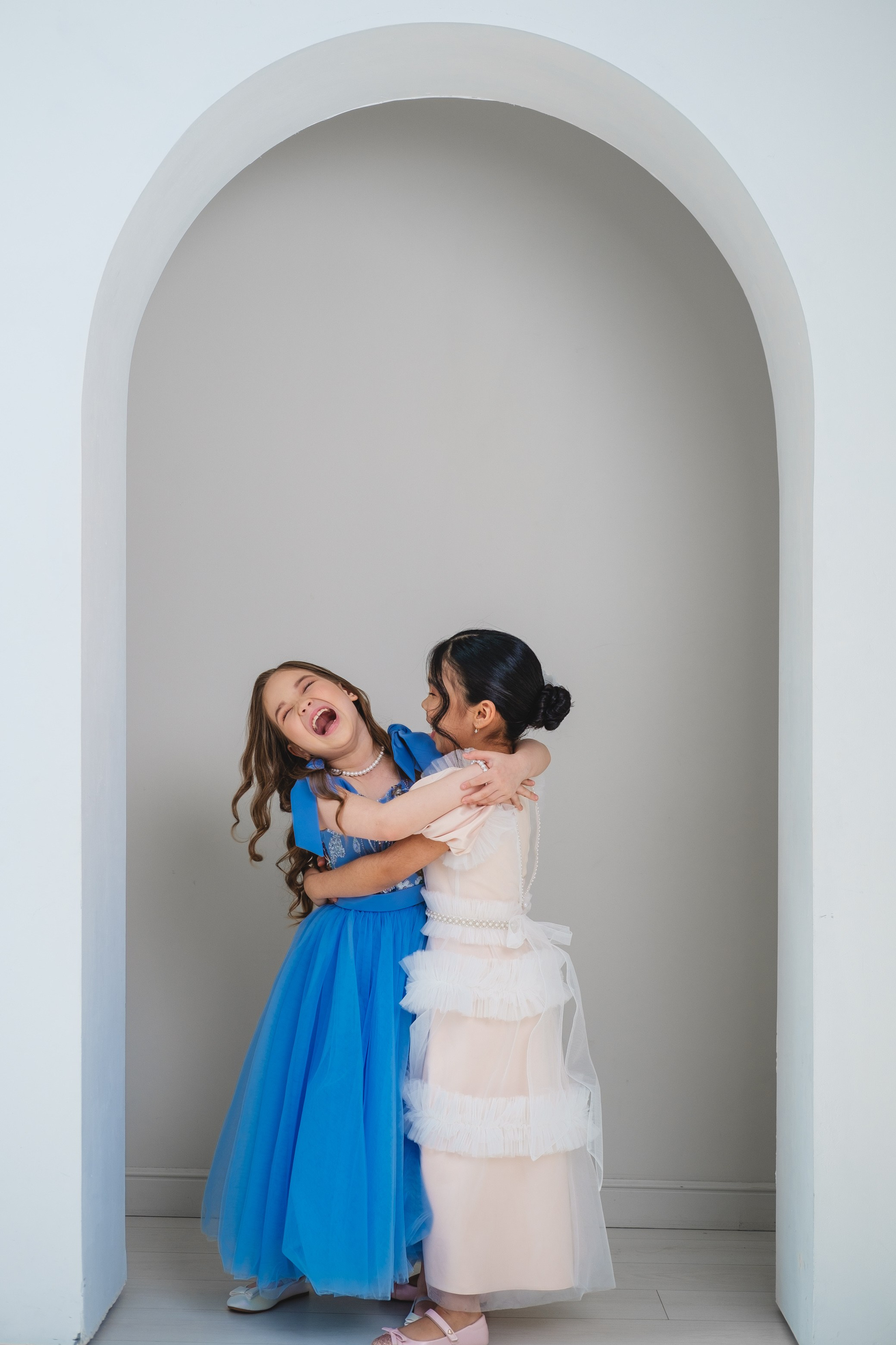 Айгерим и Айдана. Профессиональный фотограф