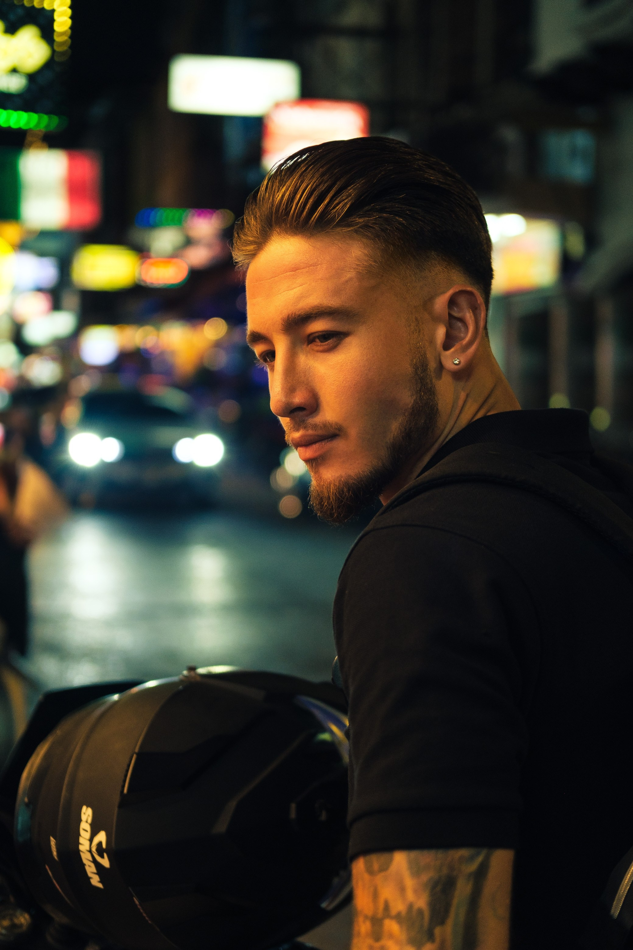 Анатолий. Профессиональный фотограф