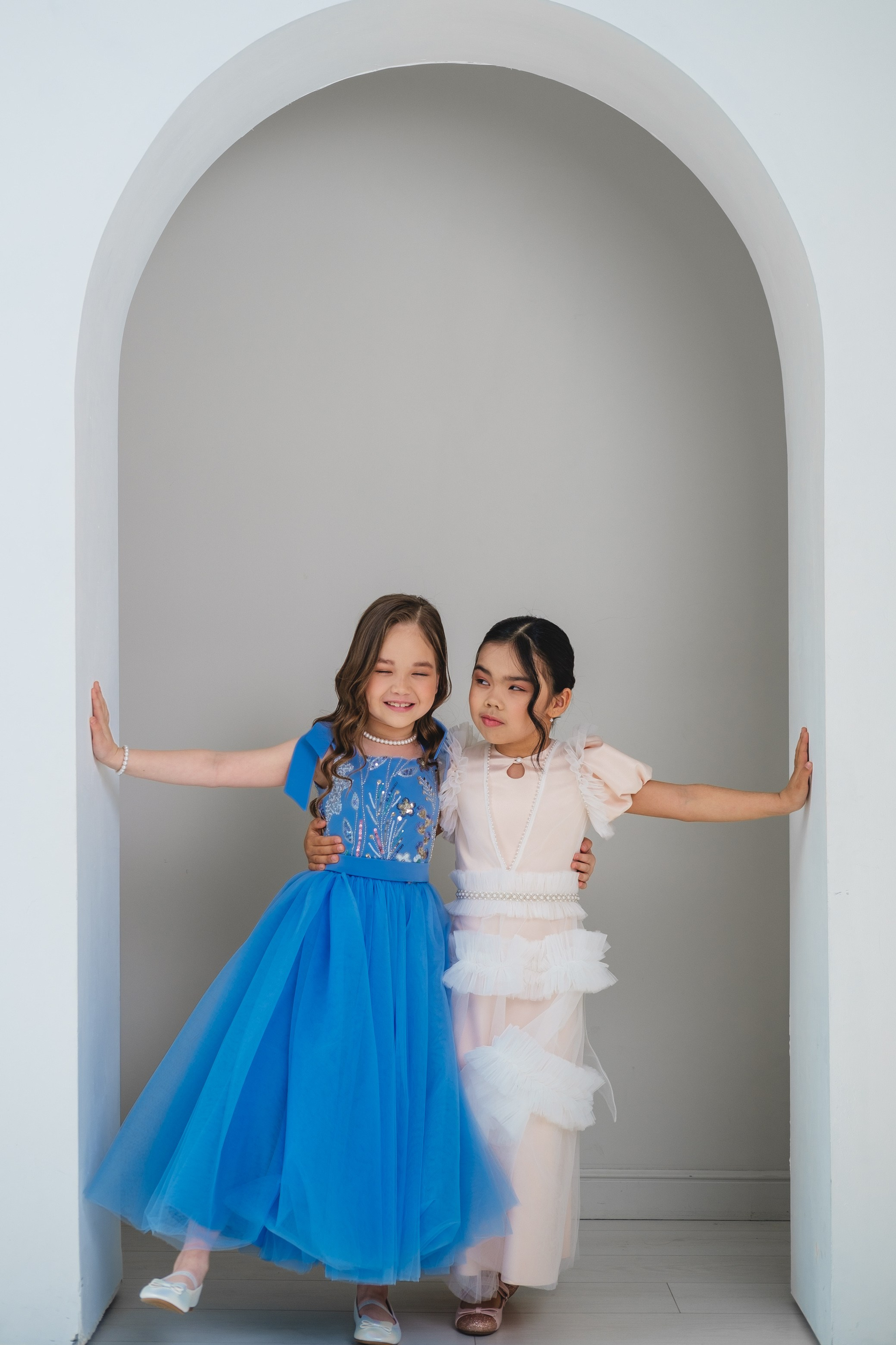 Айгерим и Айдана. Профессиональный фотограф