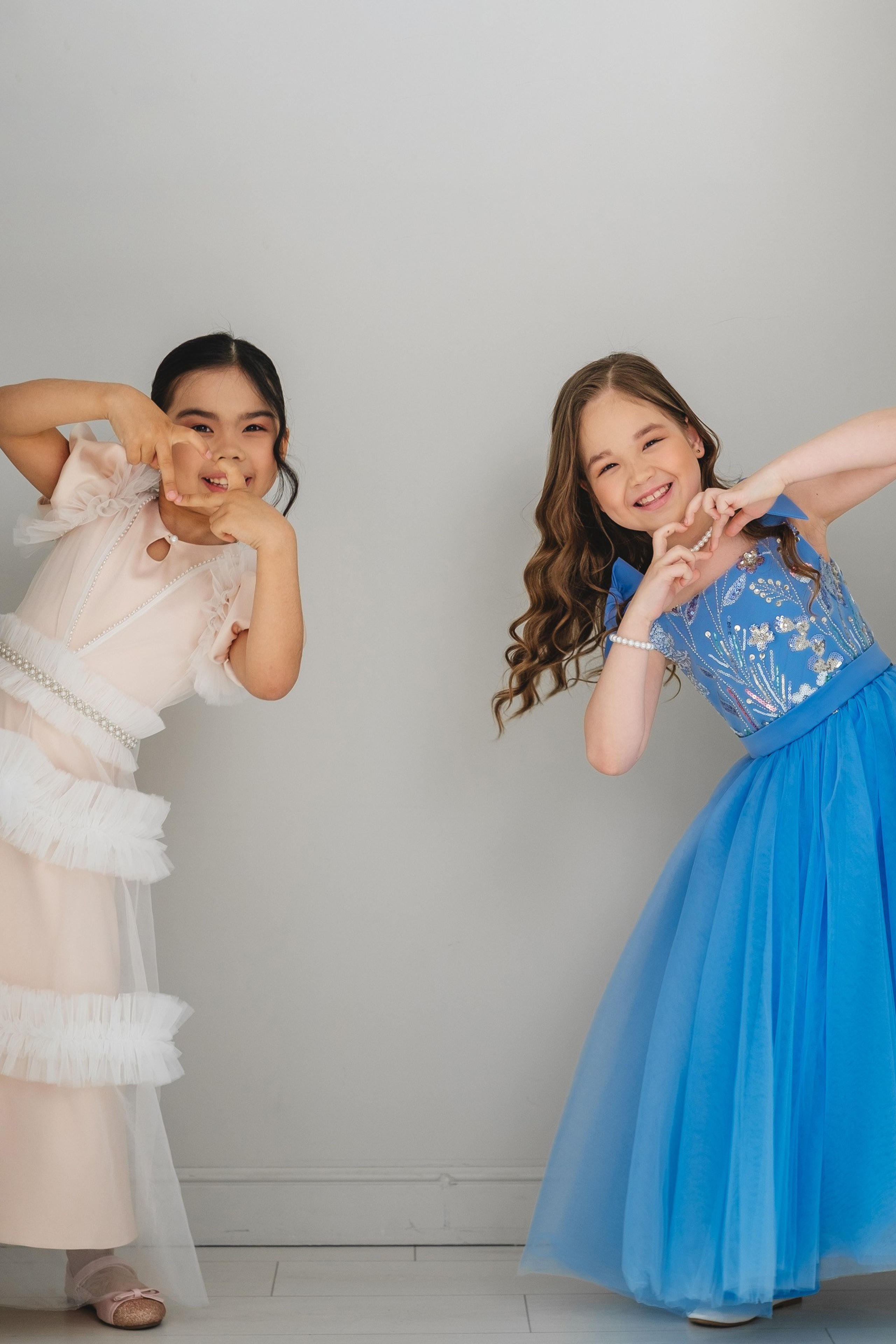 Айгерим и Айдана. Профессиональный фотограф