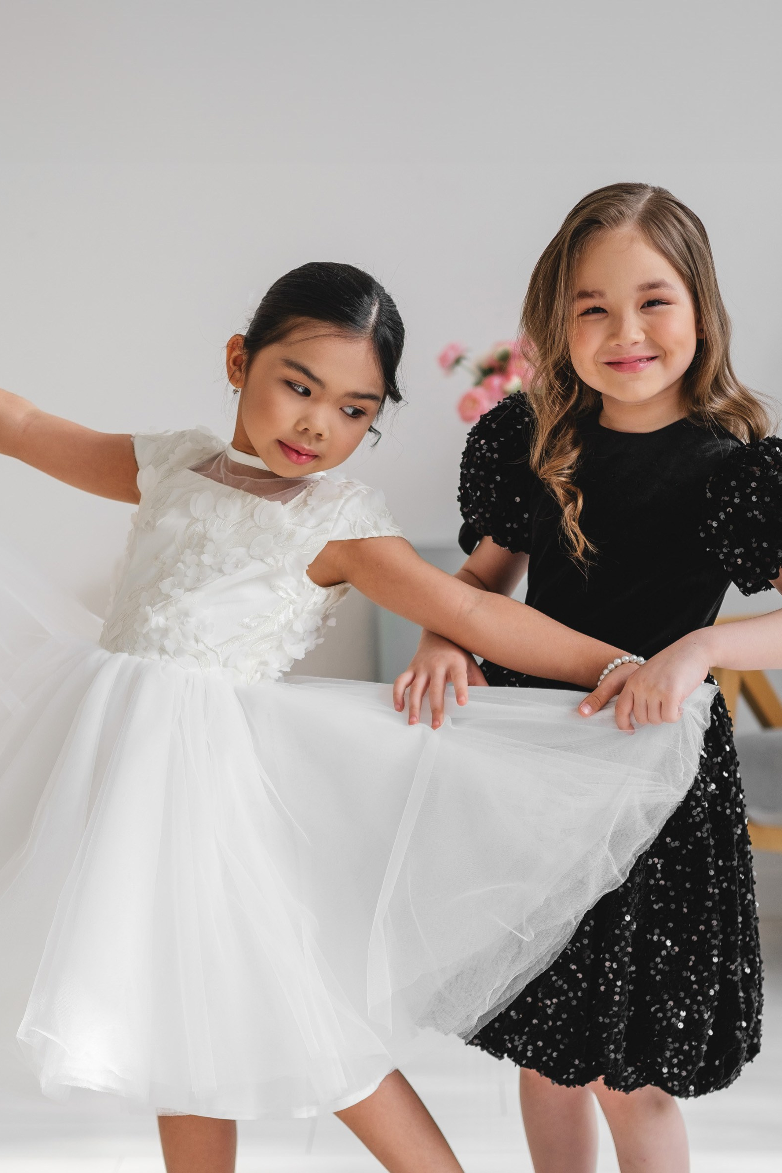 Айгерим и Айдана. Профессиональный фотограф