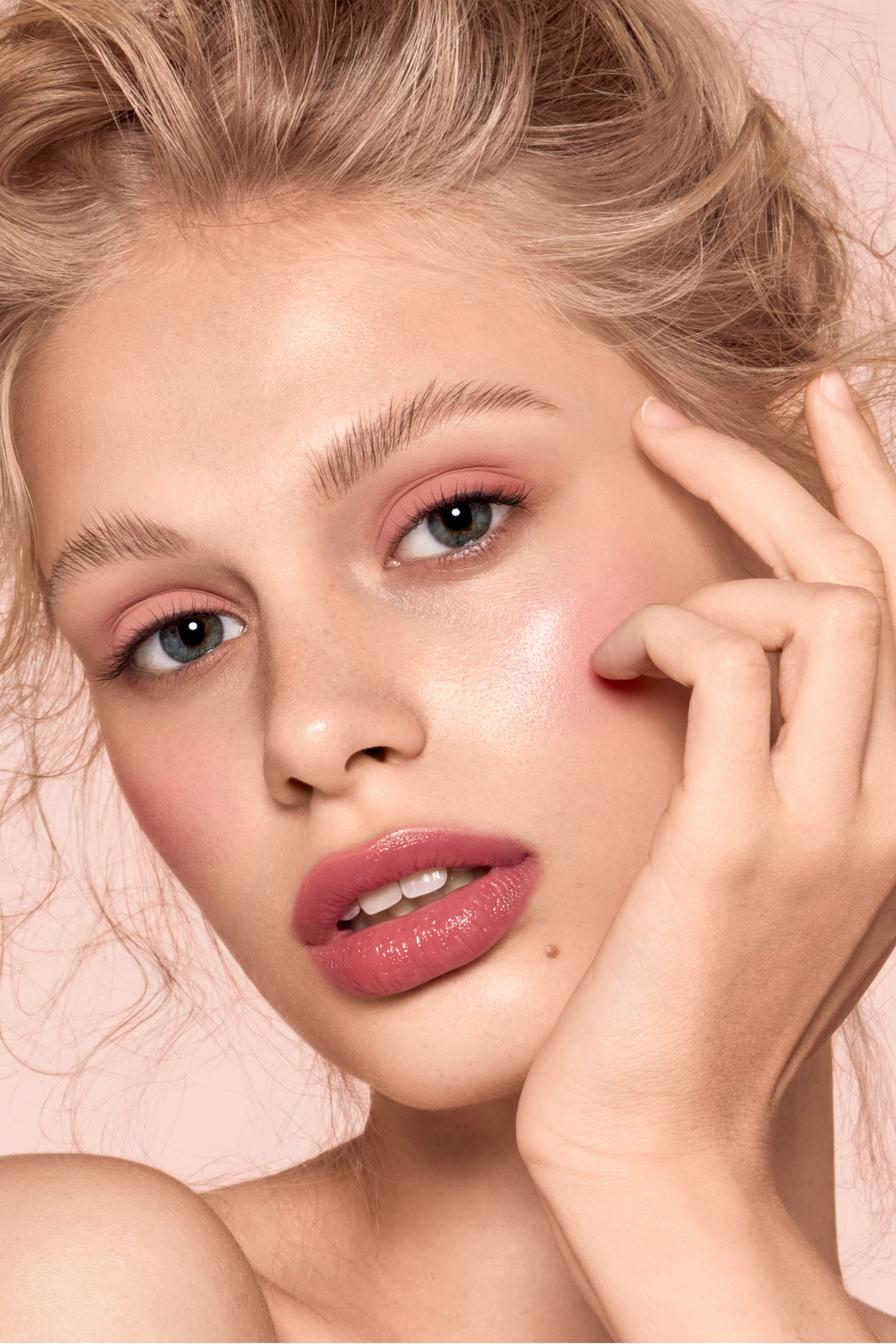 Photo by Liubov Hyrenko