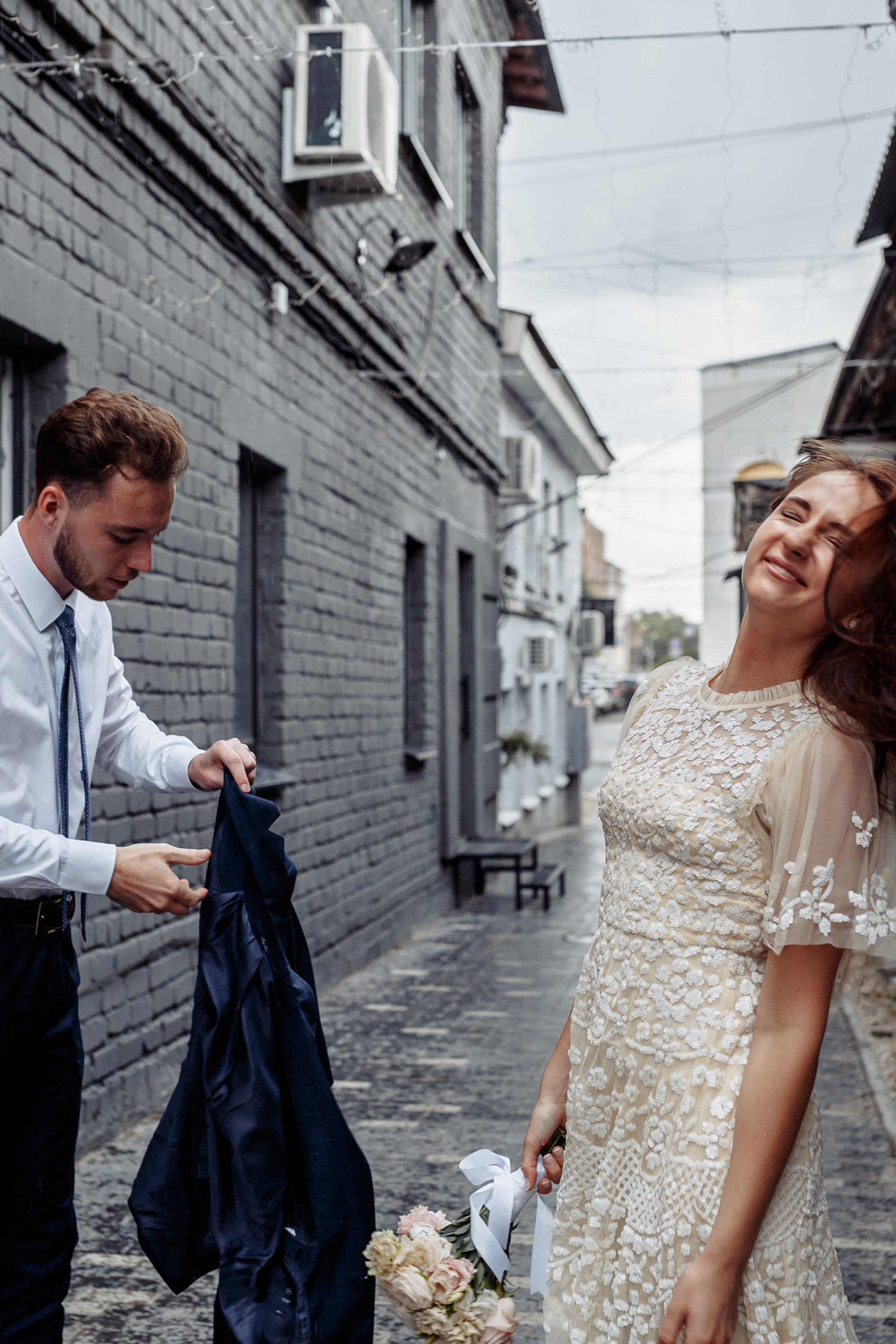 Отзывы о свадебном репортажном фотографе в  Самаре