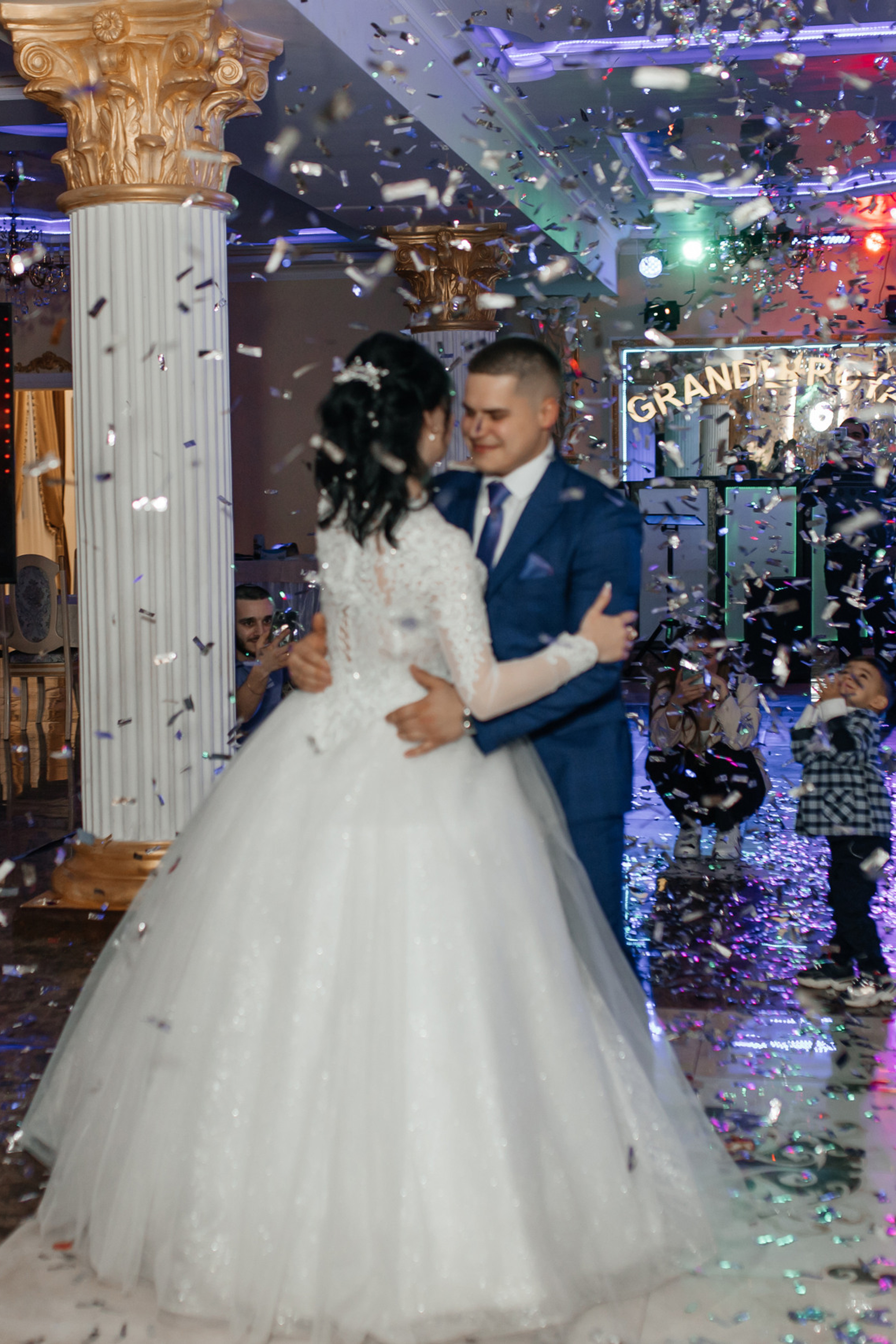 Отзывы о свадебном репортажном фотографе в  Самаре