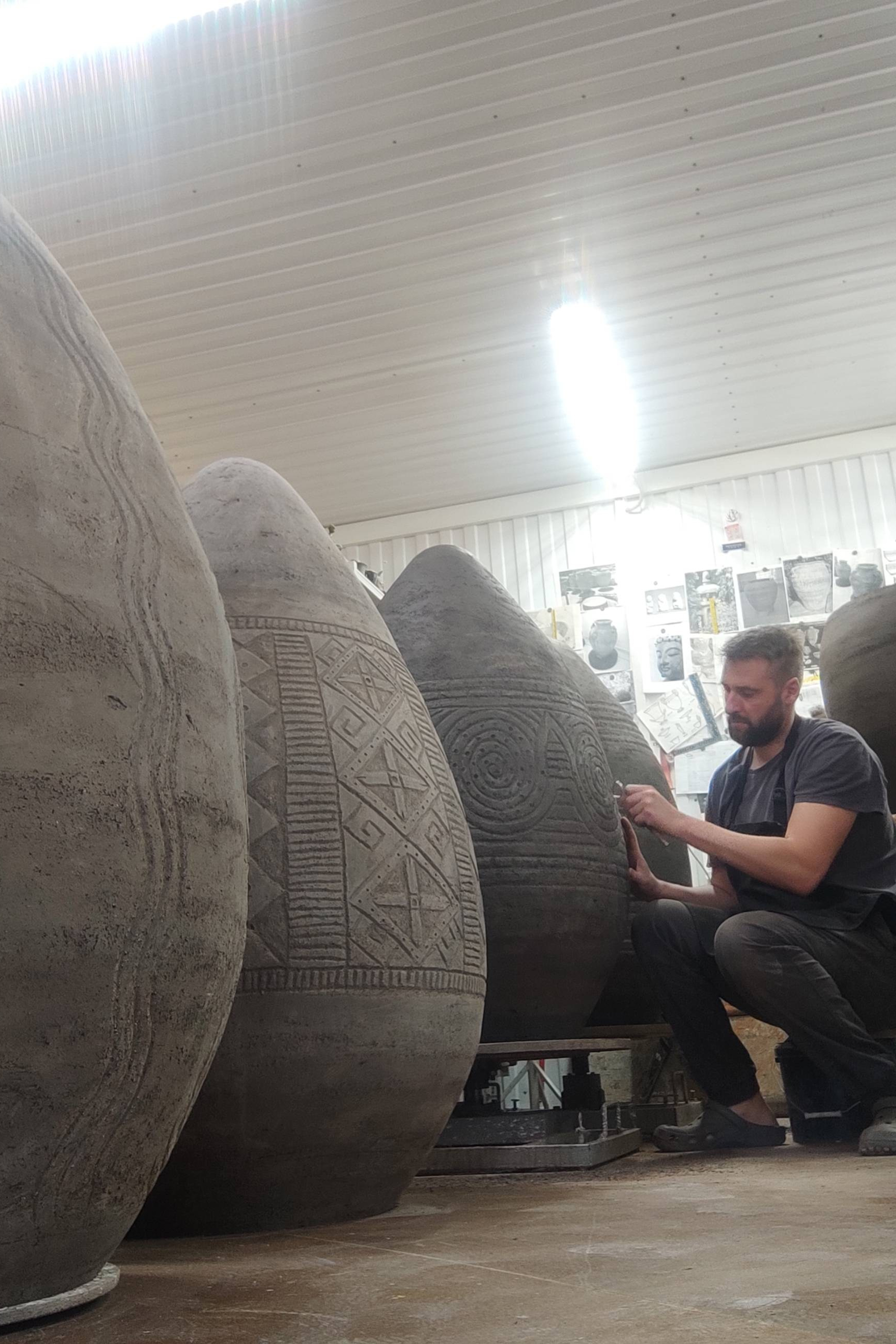 Мастерская, процессы. Керамика больших форм, предметы интерьера и ландшафта