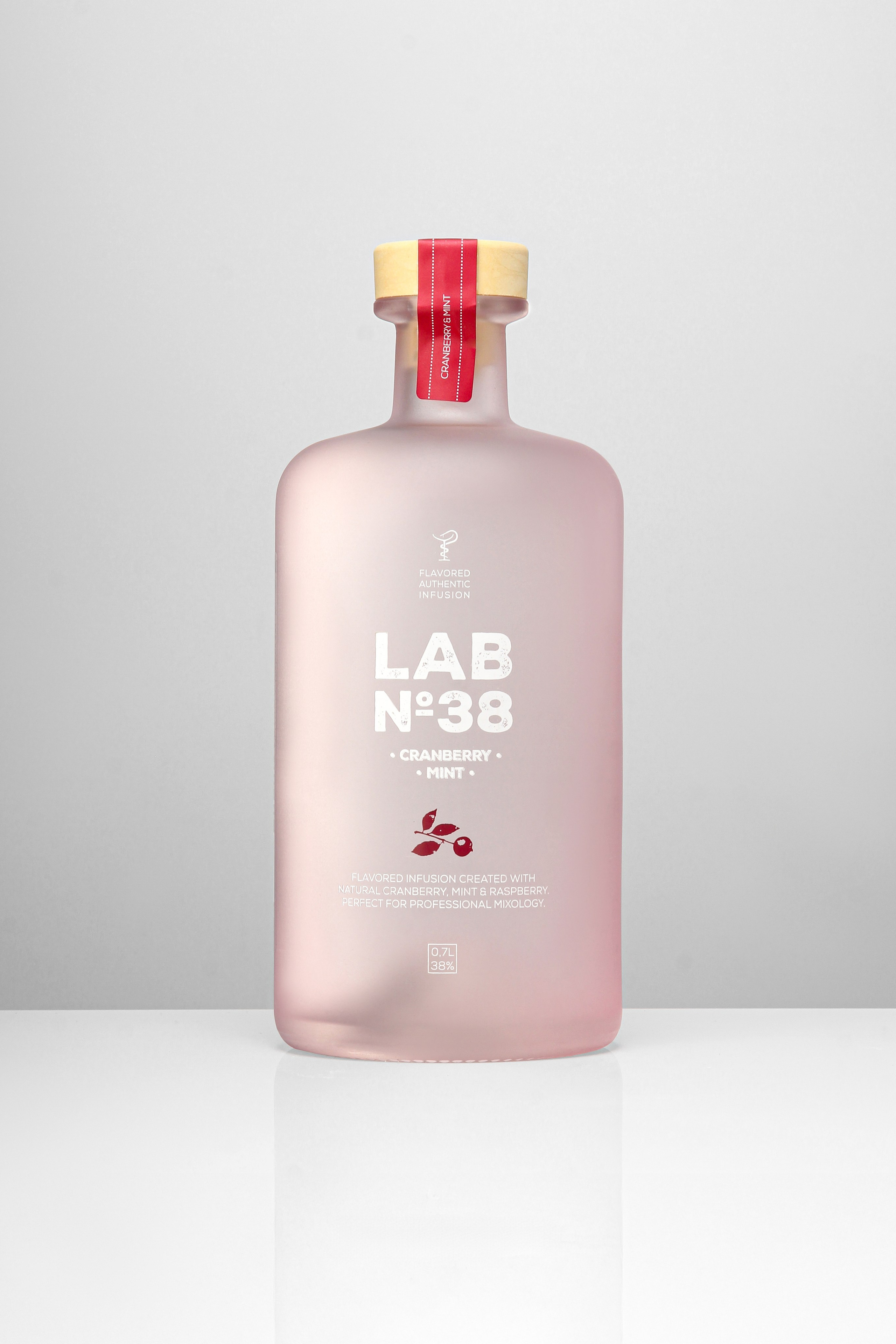 Профессиональная каталожная съемка алкогольной продукции на белом фоне для сайта | Санкт-Петербург