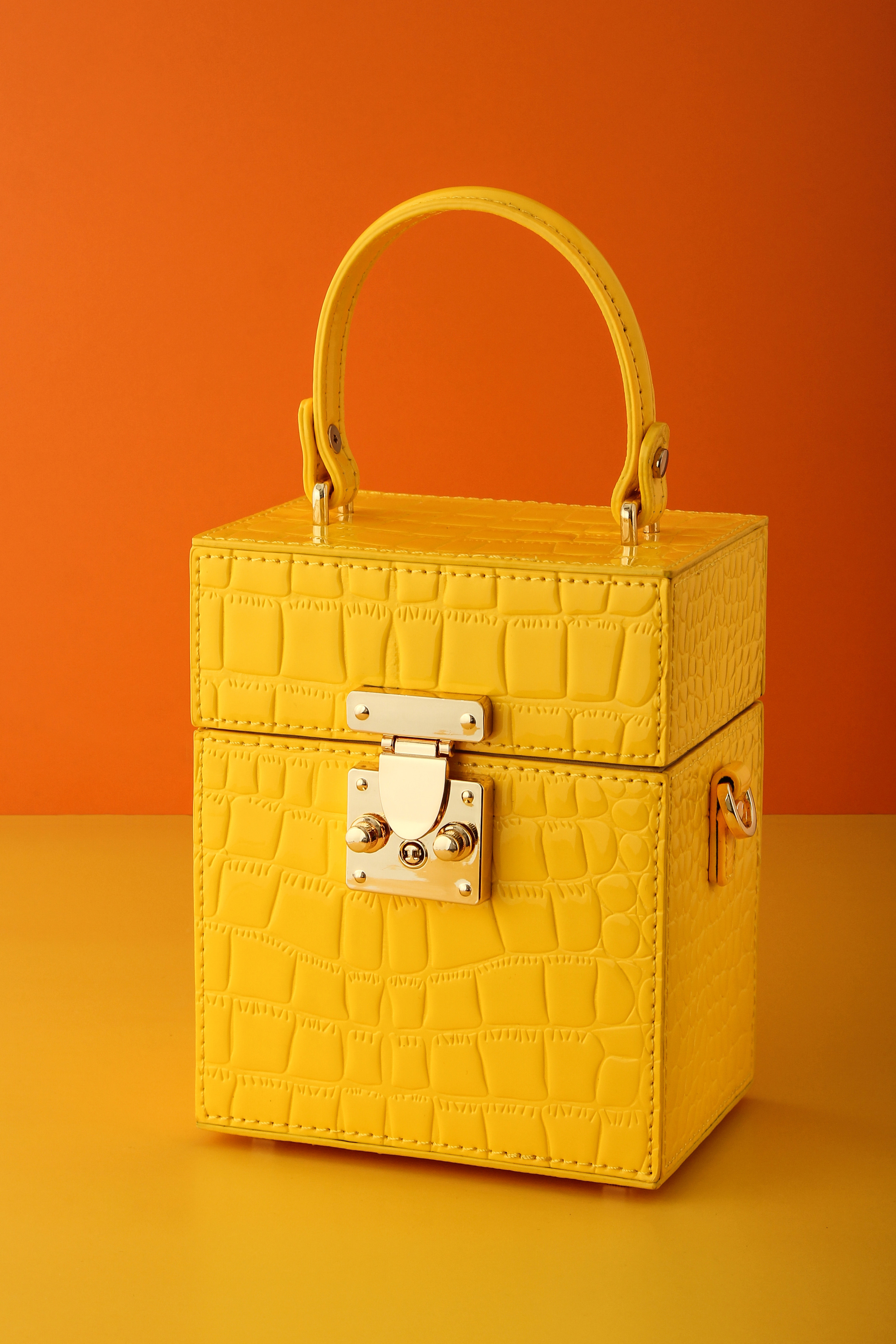 Профессиональная предметная фотография сумок для маркетплейсов| предметный фотограф СПб