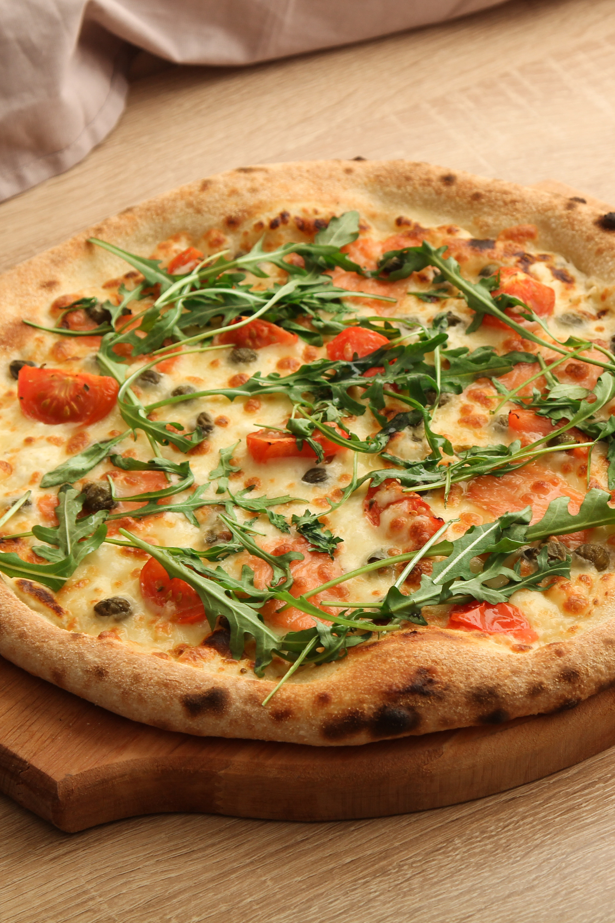 Аппетитная пицца с пепперони — коммерческая съемка еды для доставки и меню а СПб