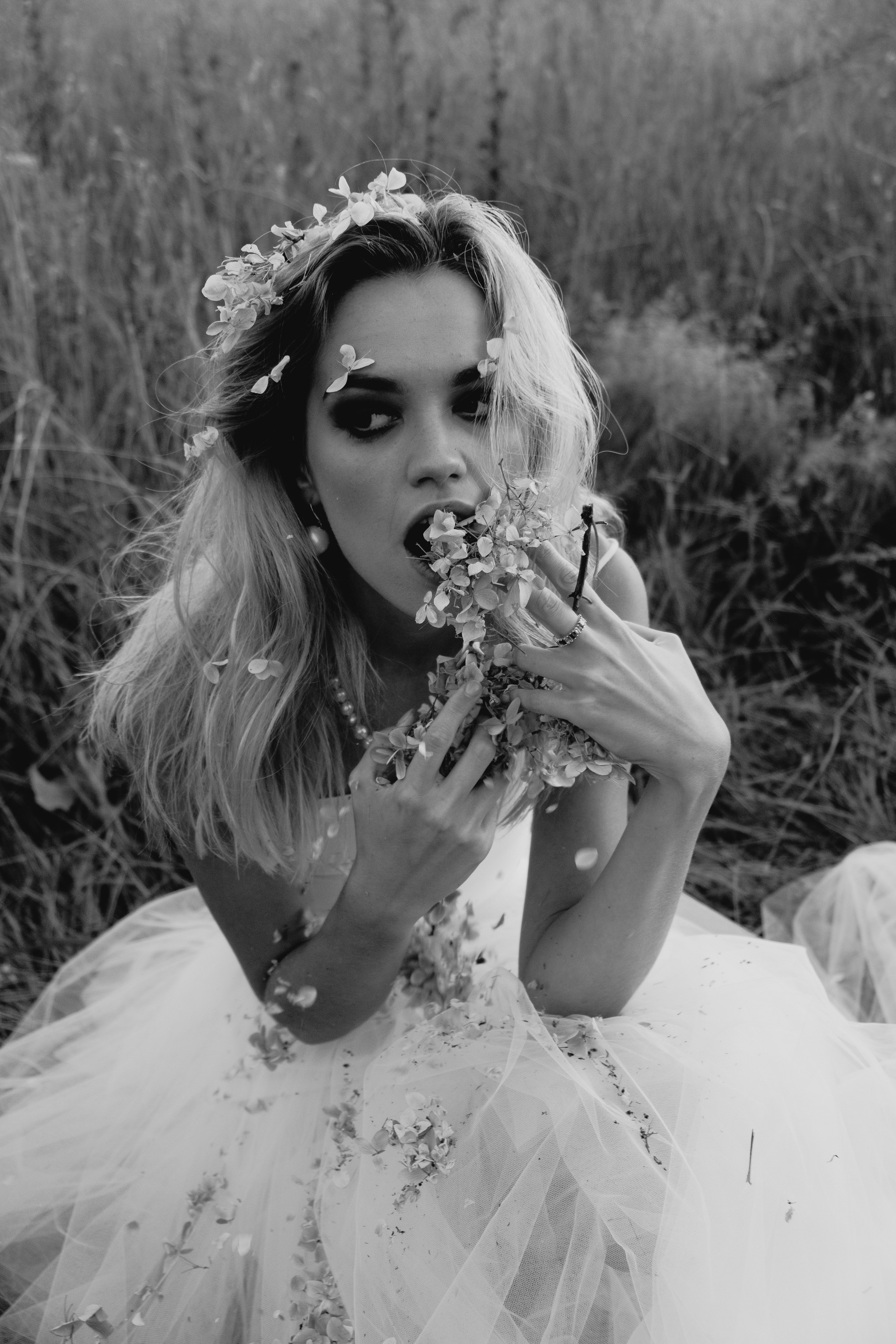 RUNAWAY BRIDE| Саша Соловьева