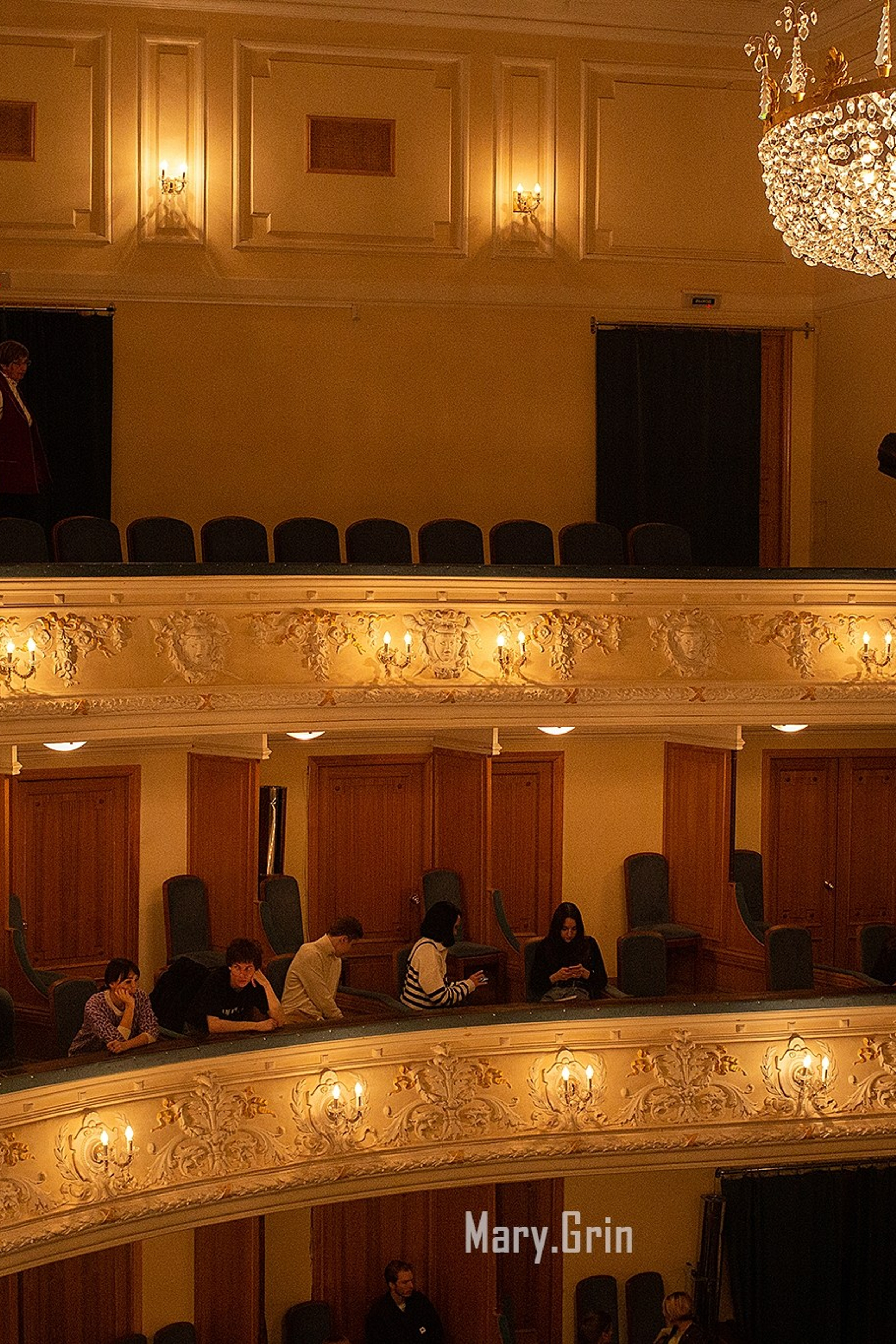 На дне. Спектакль театр драмы имени Горького.