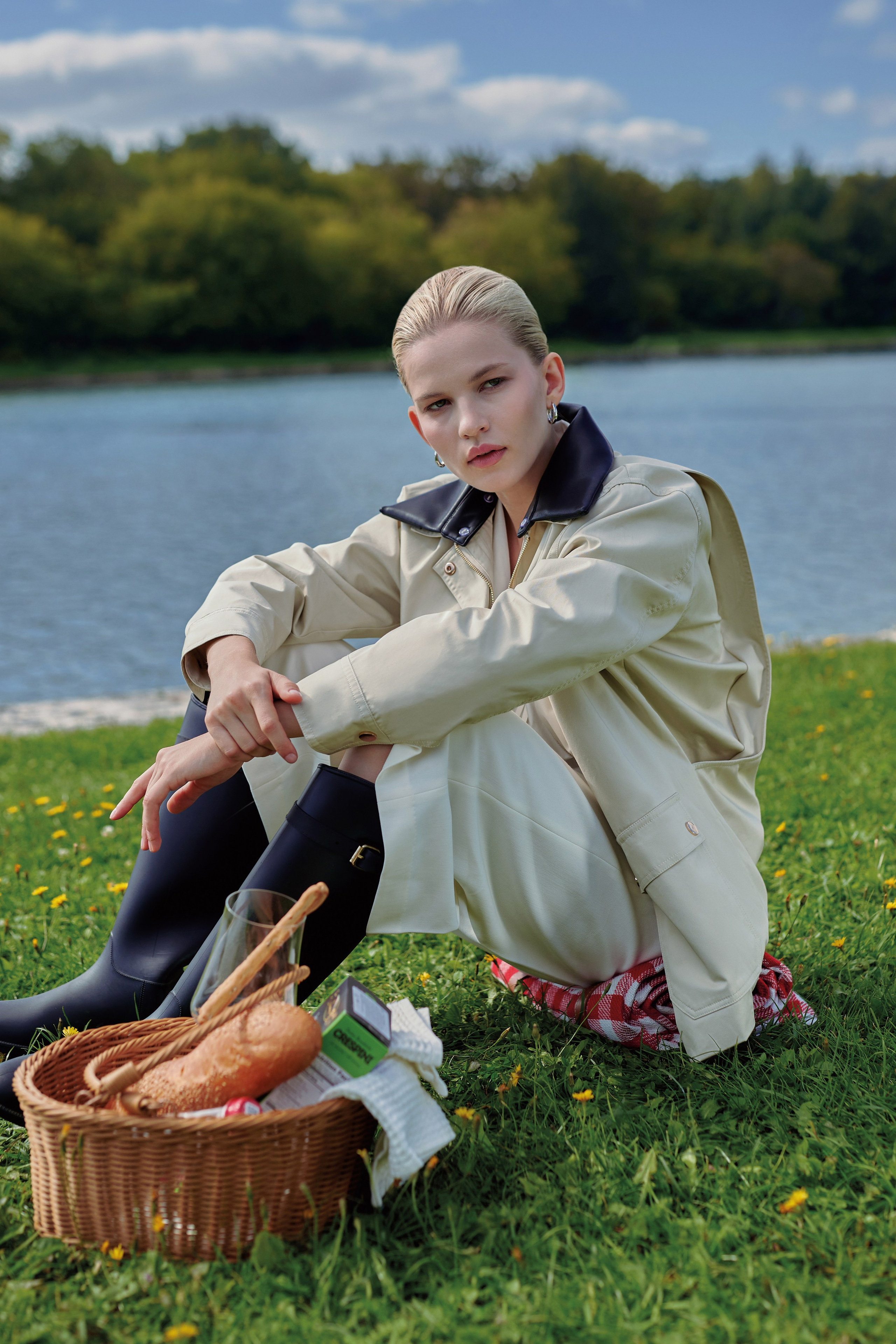 Компейн для бренда одежды