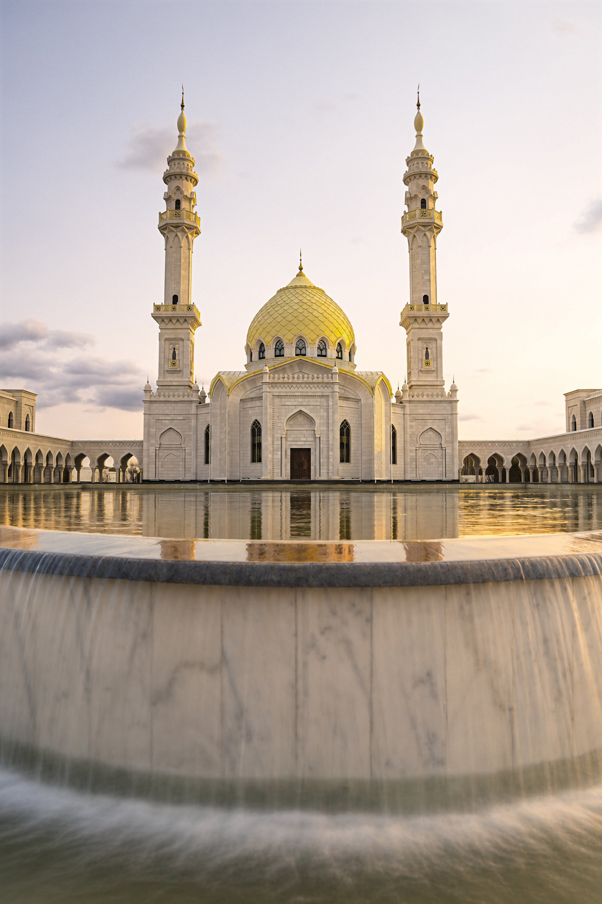 Professional photoshoots in Kazan for tourists with English-speaking photographer Sadegh Azarmi. Explore the city and capture unforgettable moments. Tel: +79172284430 Email: azarmi.ru@yandex.ru instagram: https://instagram.com/azarmi.ru
