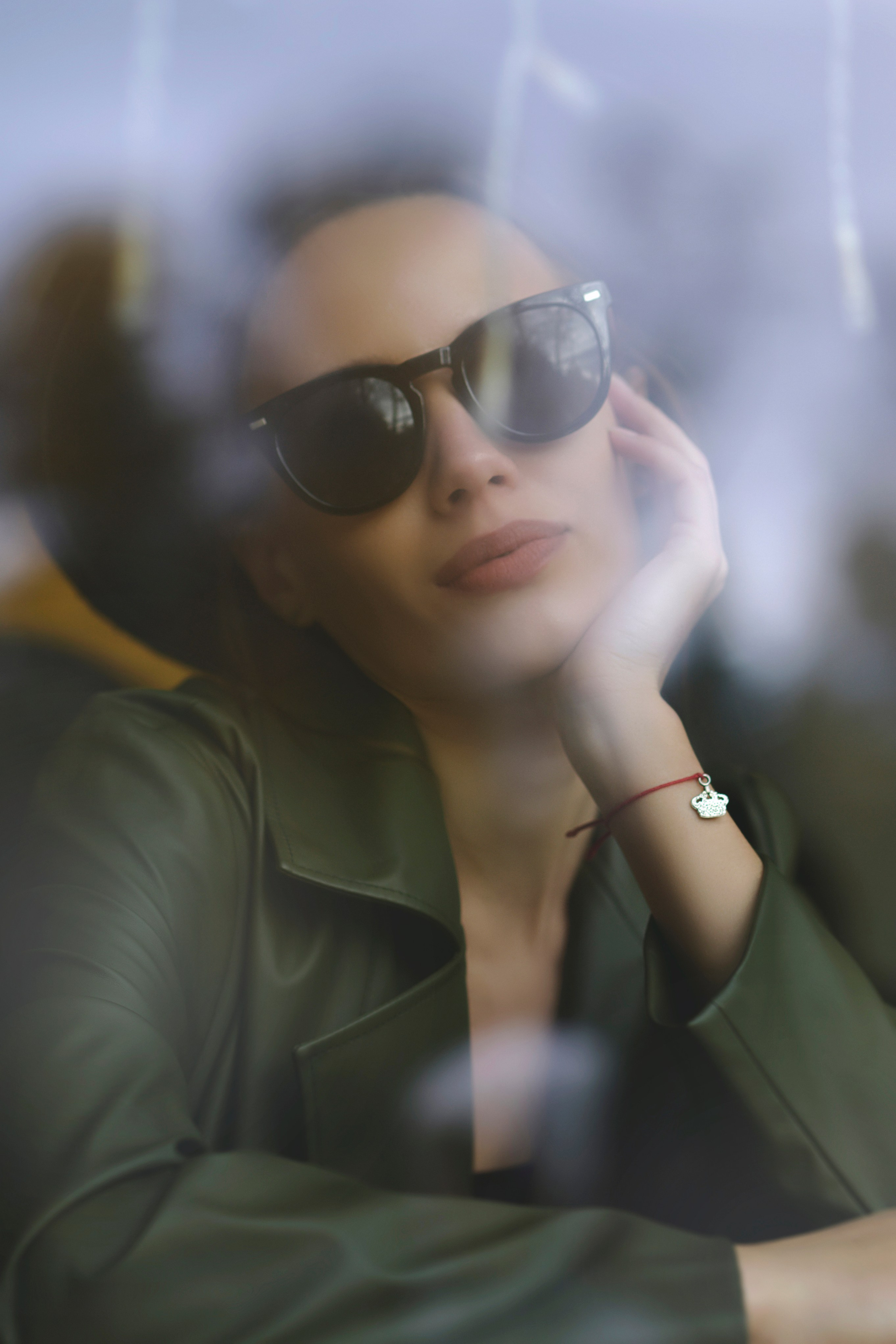 Индивидуальные и семейные фотопрогулки по городу, love story, lifestyle, женские, мужские, fashion и urban-style съемки. Локации: парки, набережные, современная архитектура, старые улицы Казани. Также: вечерние кинокадры, репортажные съемки и съемки дома. Профессиональный фотограф в г. Казани Садег Азарми, +79172284430