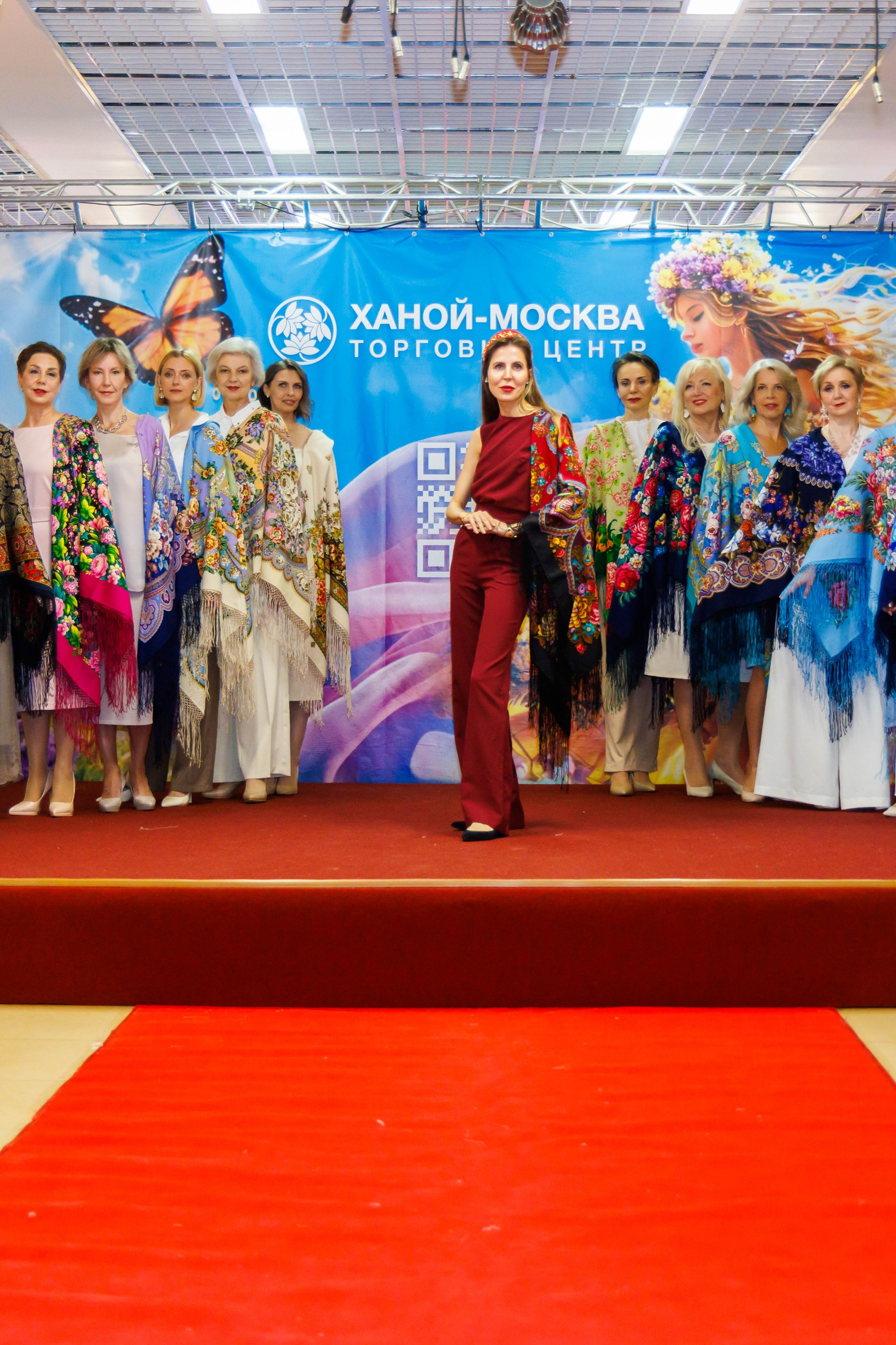 Модный показ Ханой Москва