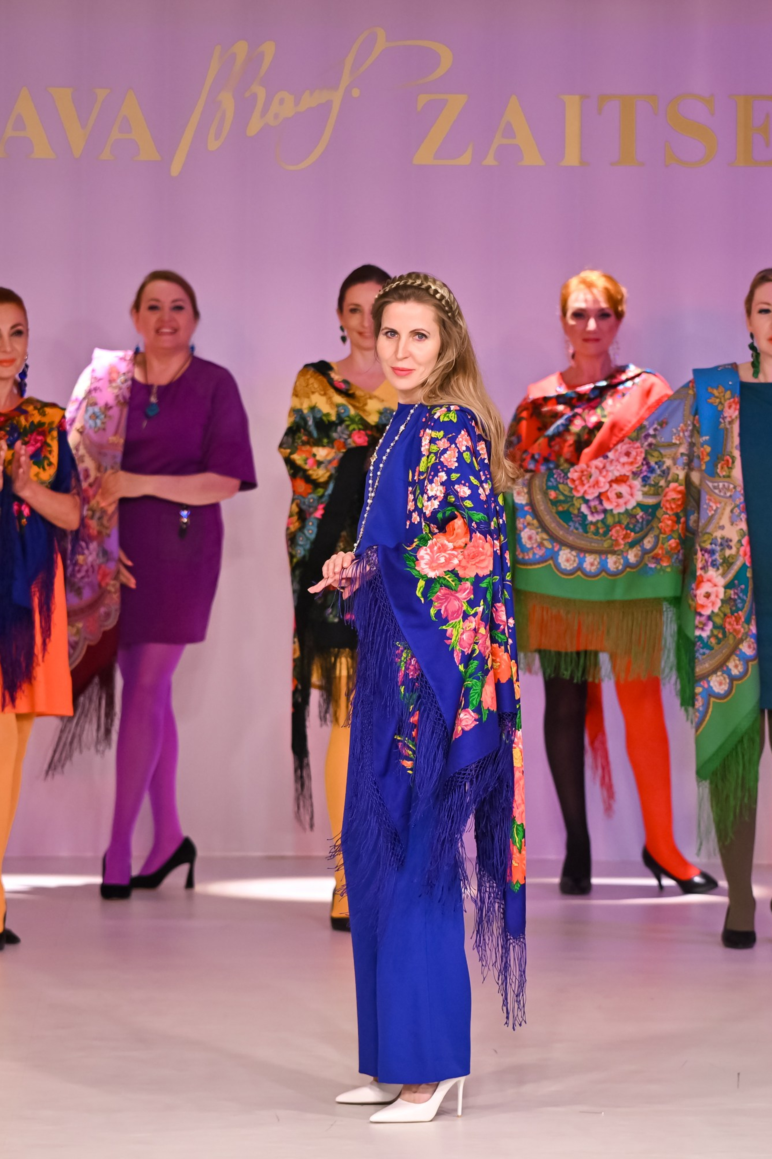 Показ в доме моды В.Зайцева