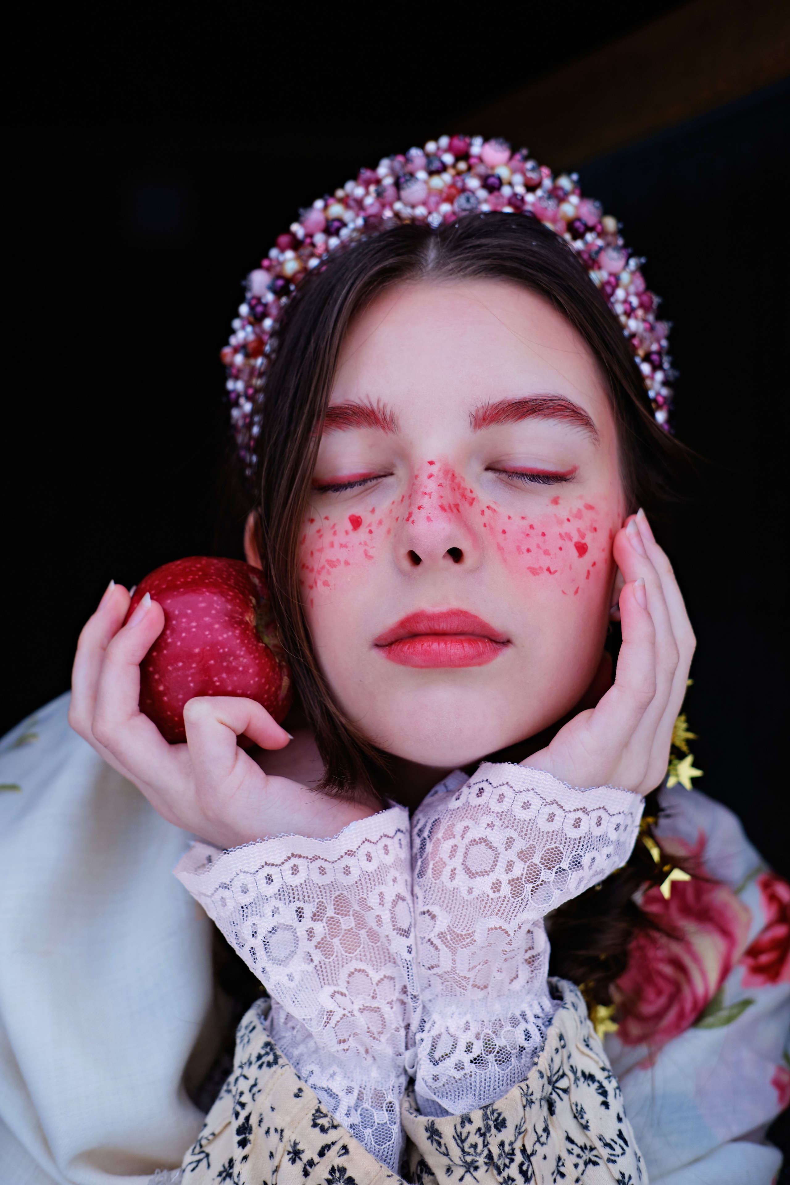 Истории. К-КАДР — фото и видео для маркетплейсов в СПб