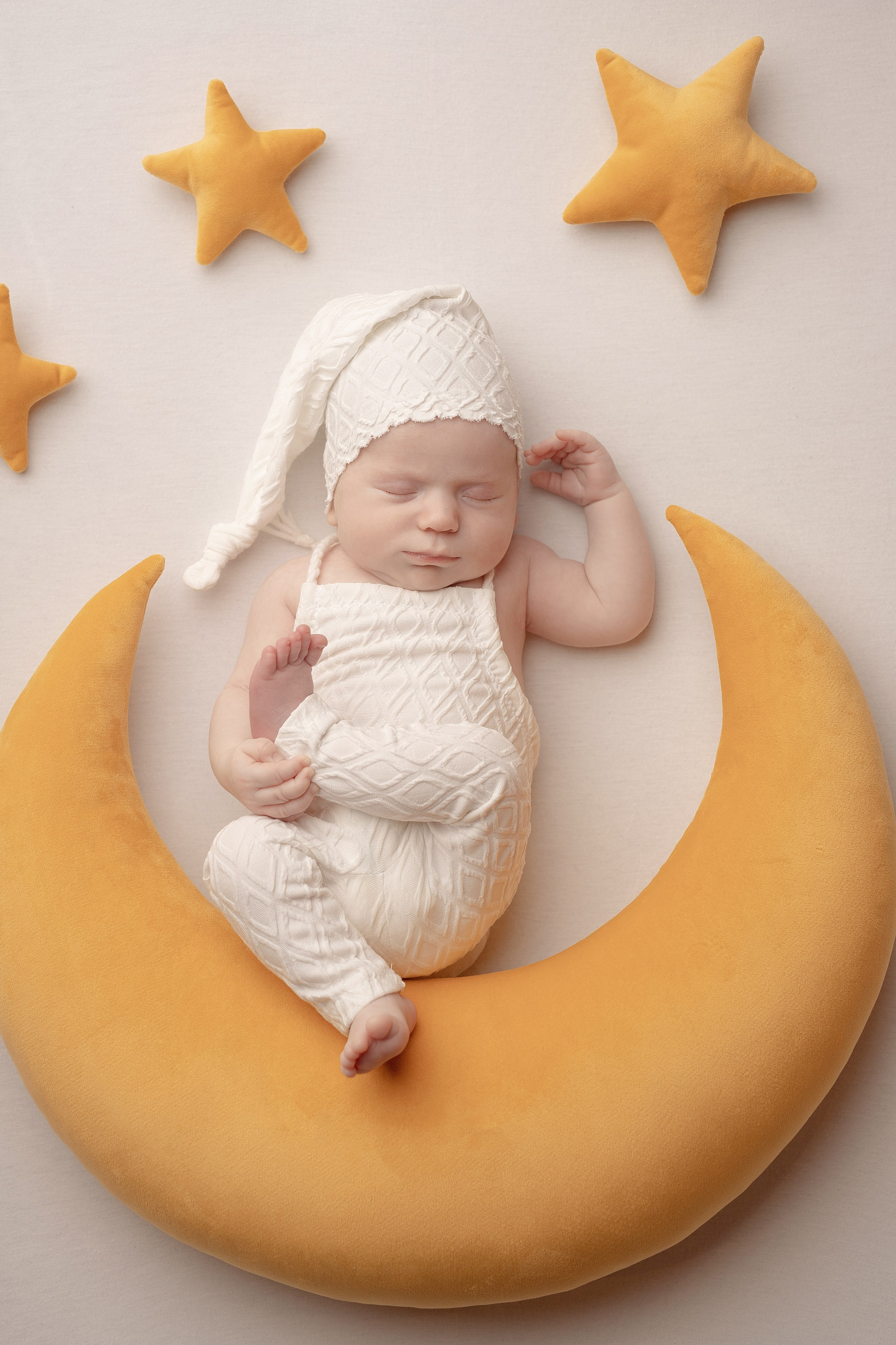 Портфолио новорожденные. Первый детский фотограф Newborn в городе Надым Катерина Климчук