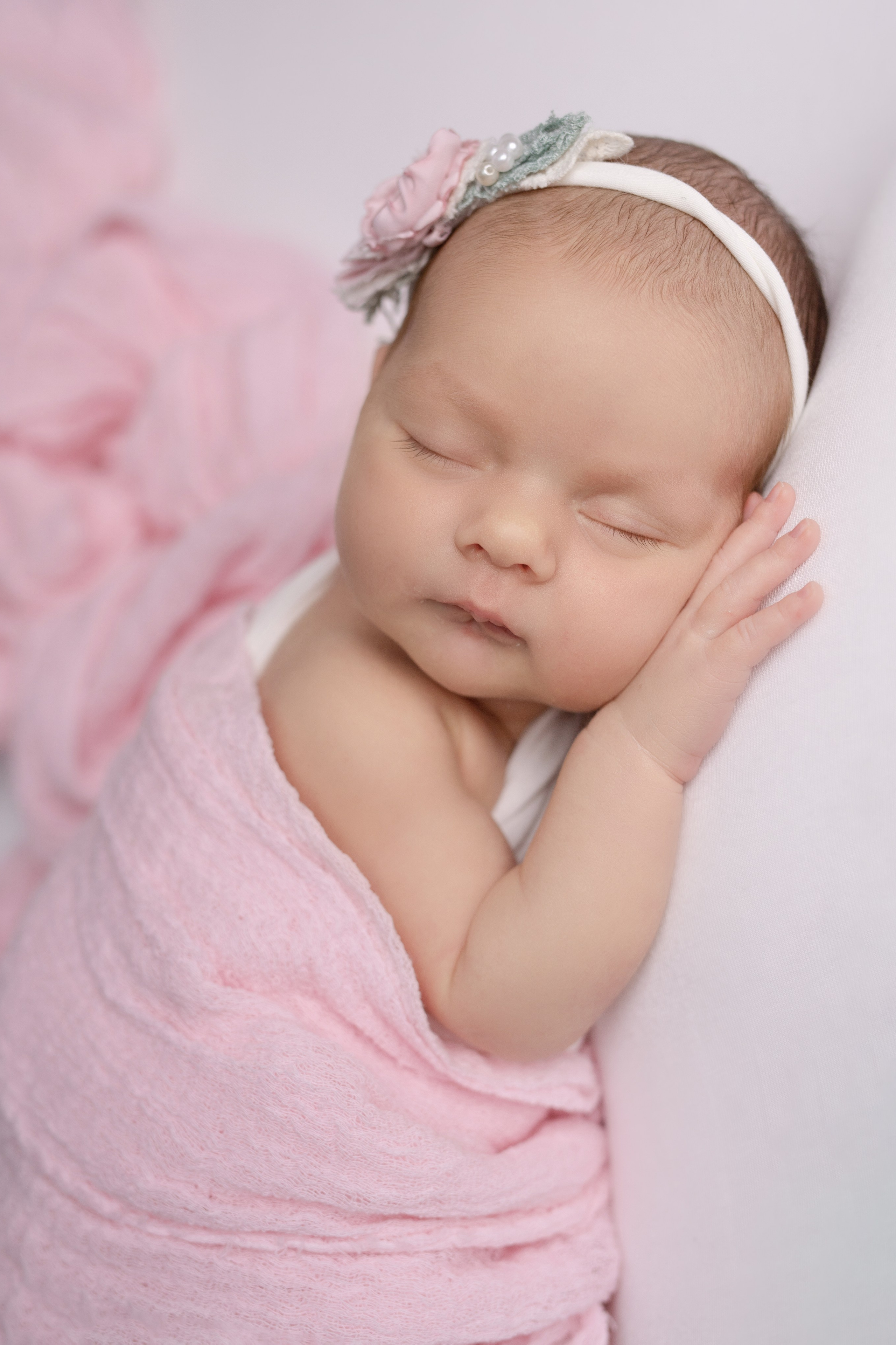 Портфолио новорожденные. Первый детский фотограф Newborn в городе Надым Катерина Климчук