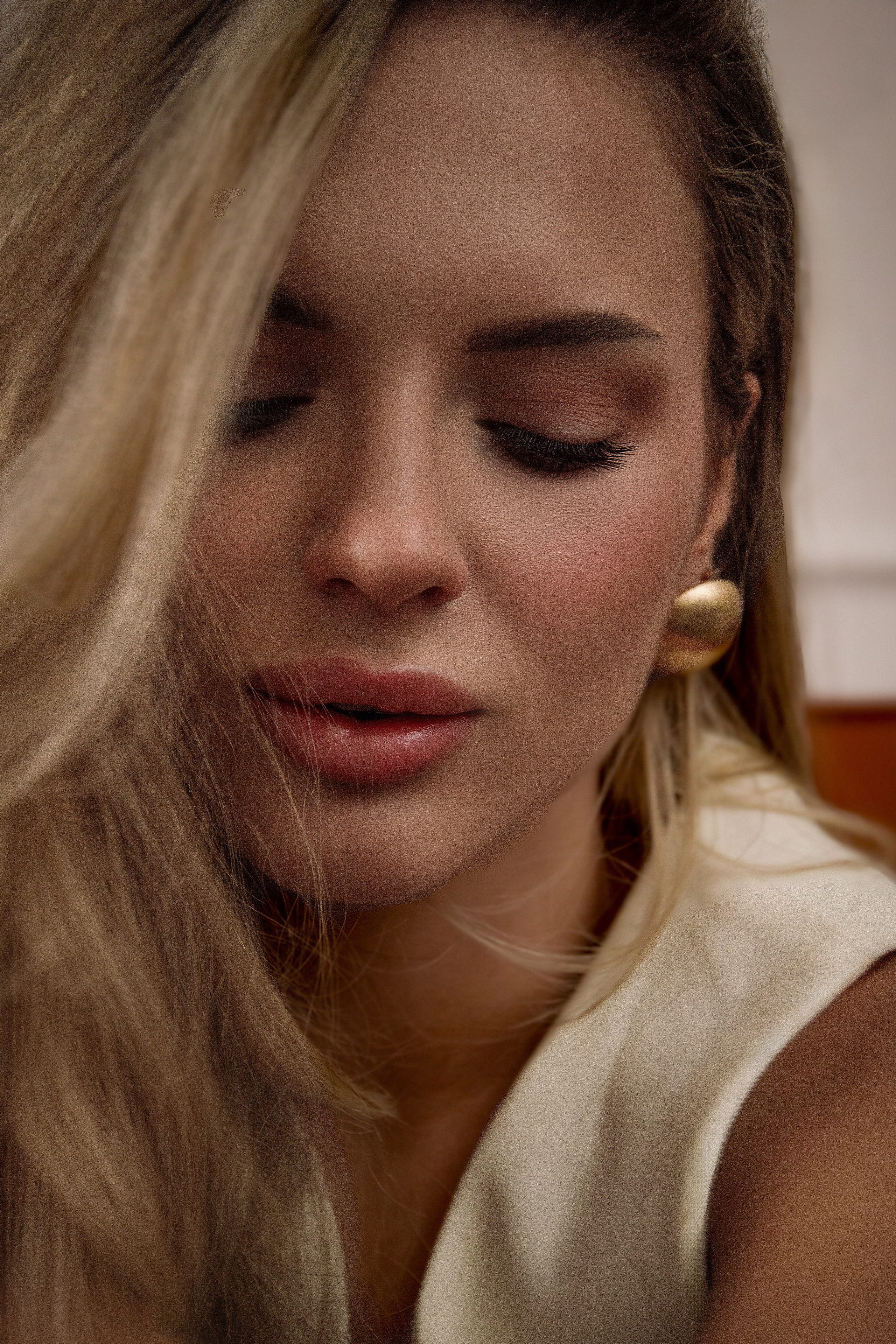 Монохромная фотосерия с&nbsp;Аленой