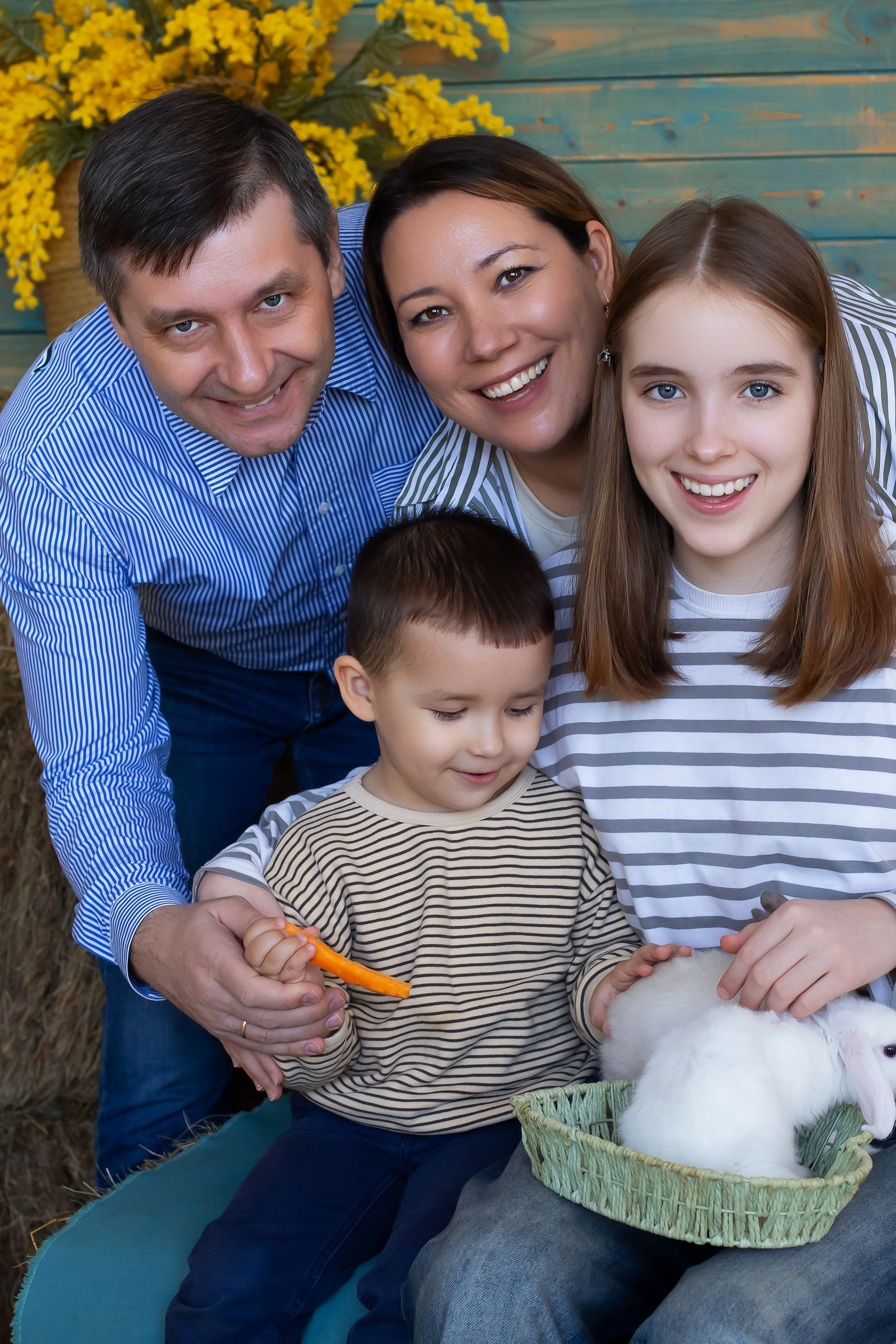 Анна и семья