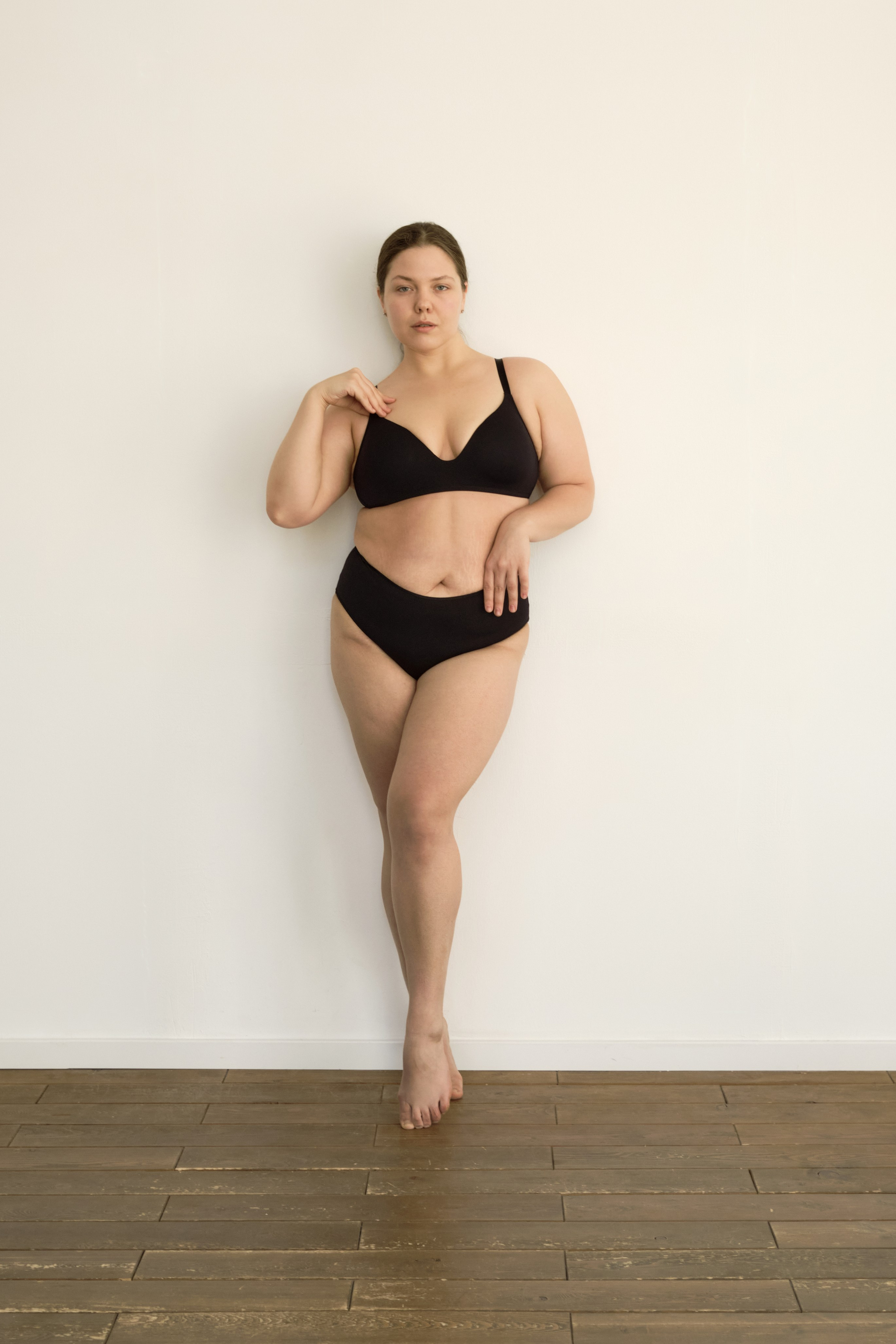 MODEL TESTS & SNAPS. Annie is filming