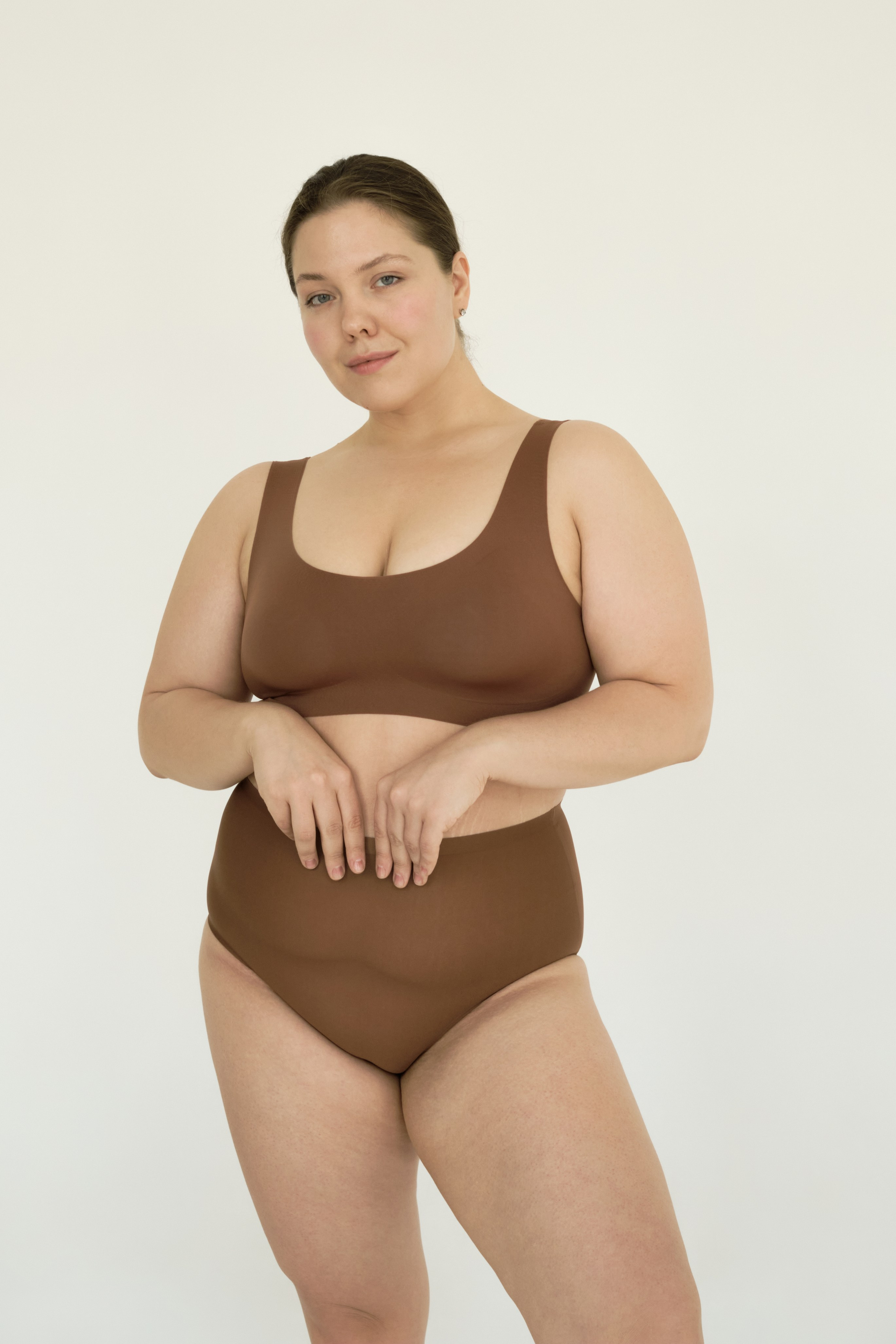 MODEL TESTS & SNAPS. Annie is filming