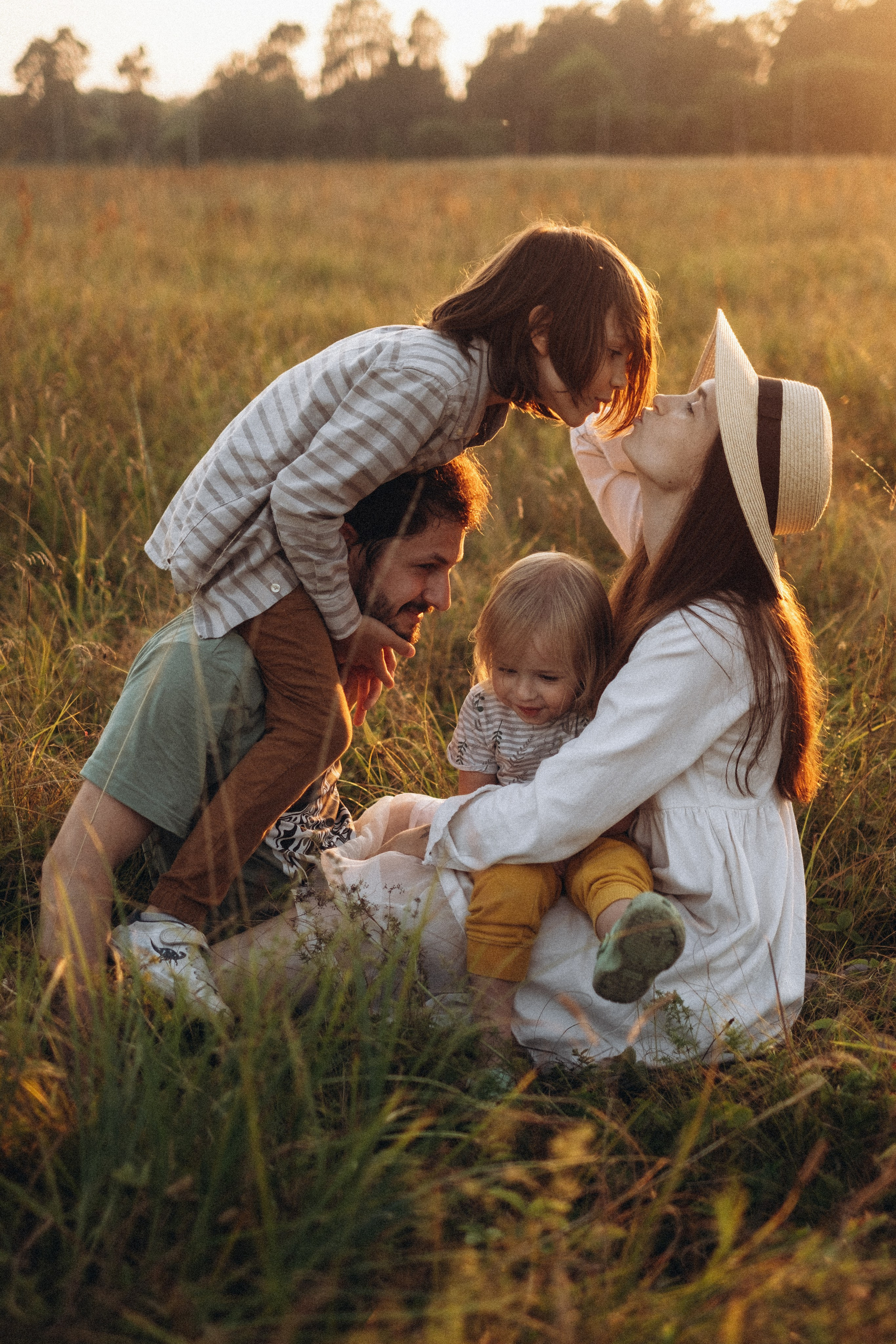 Аня и семья