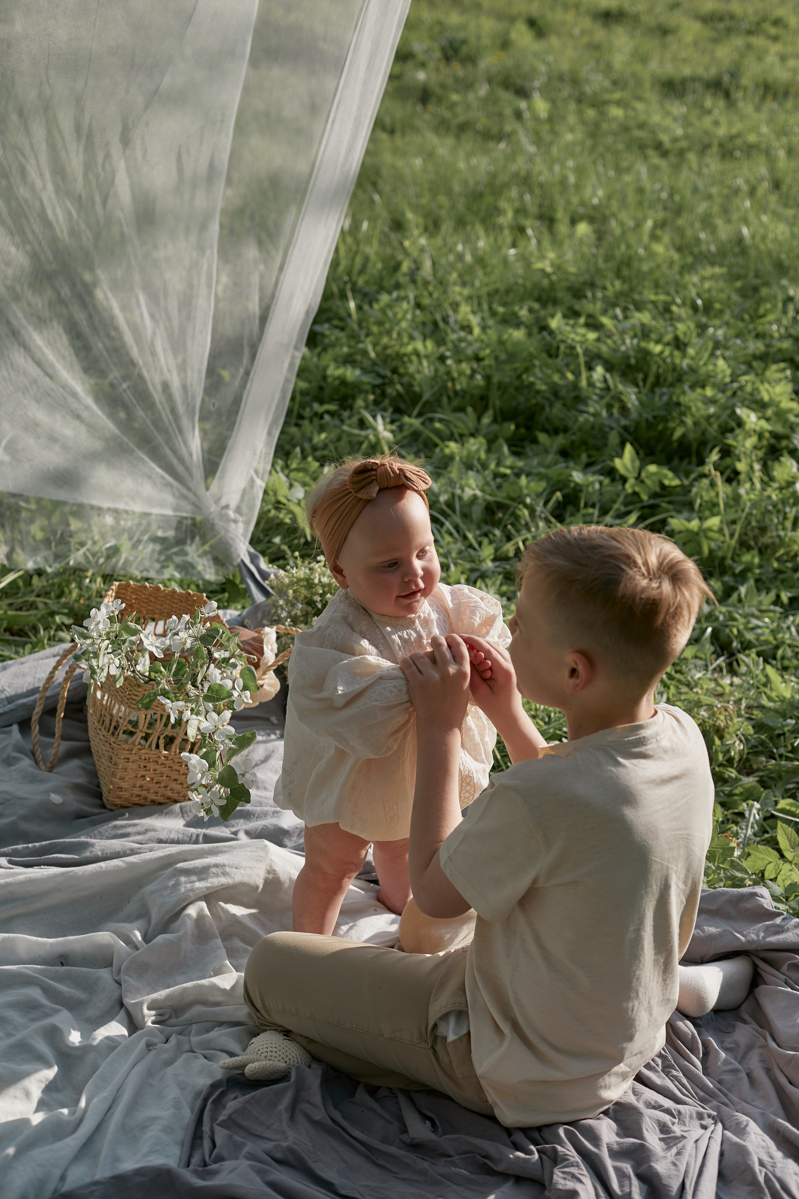 В сиреневом саду. Семейный фотограф в Москве Вера Гук