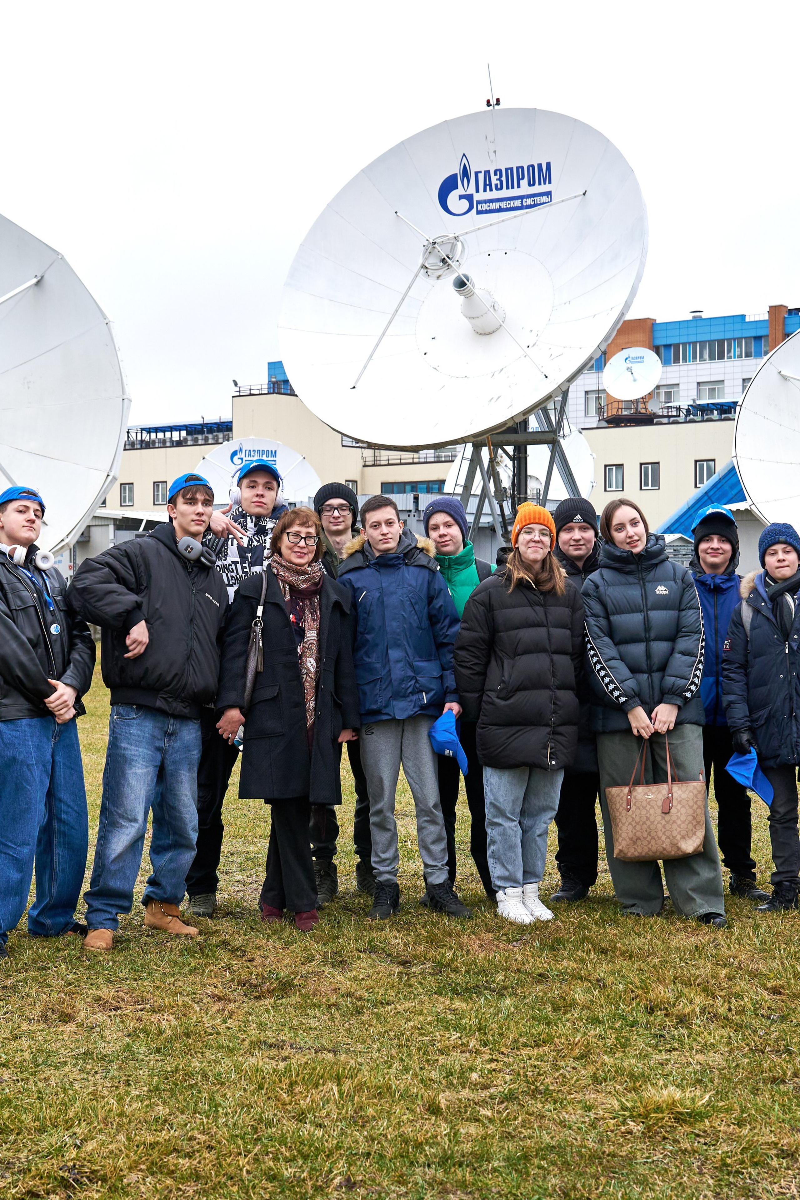 Экскурсия в «Газпром Космические системы»