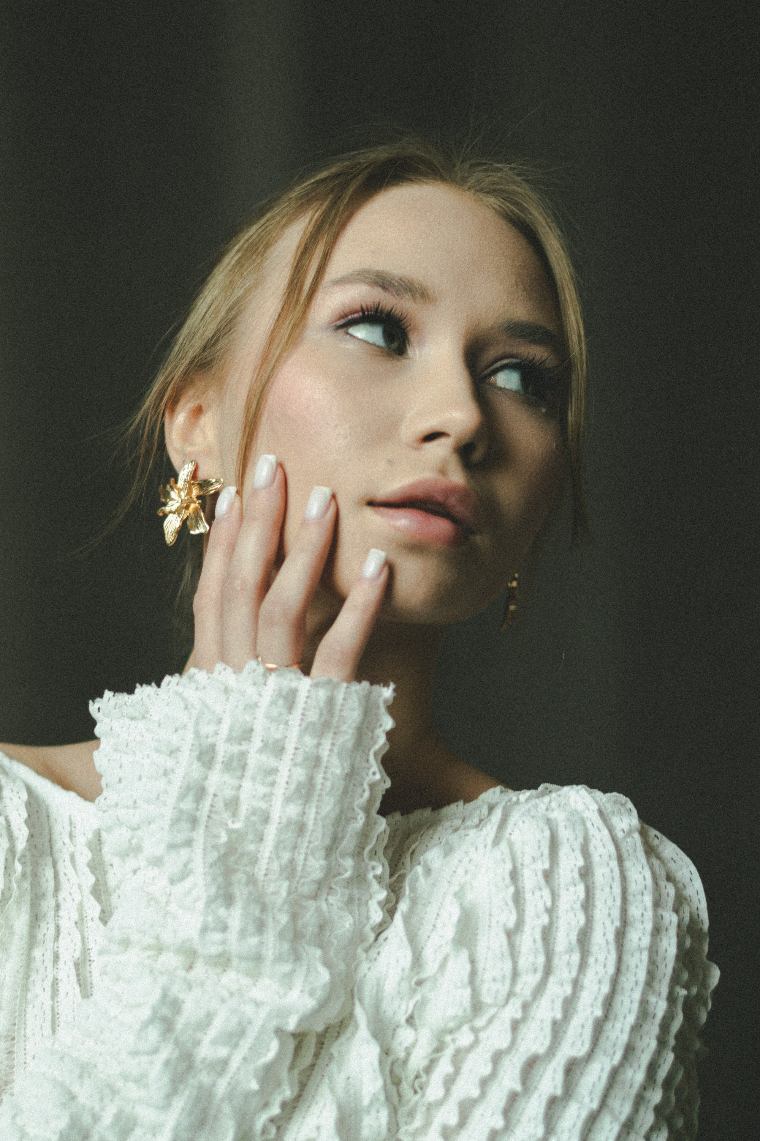 Портретная фотосессия в&nbsp;студии. Карина.