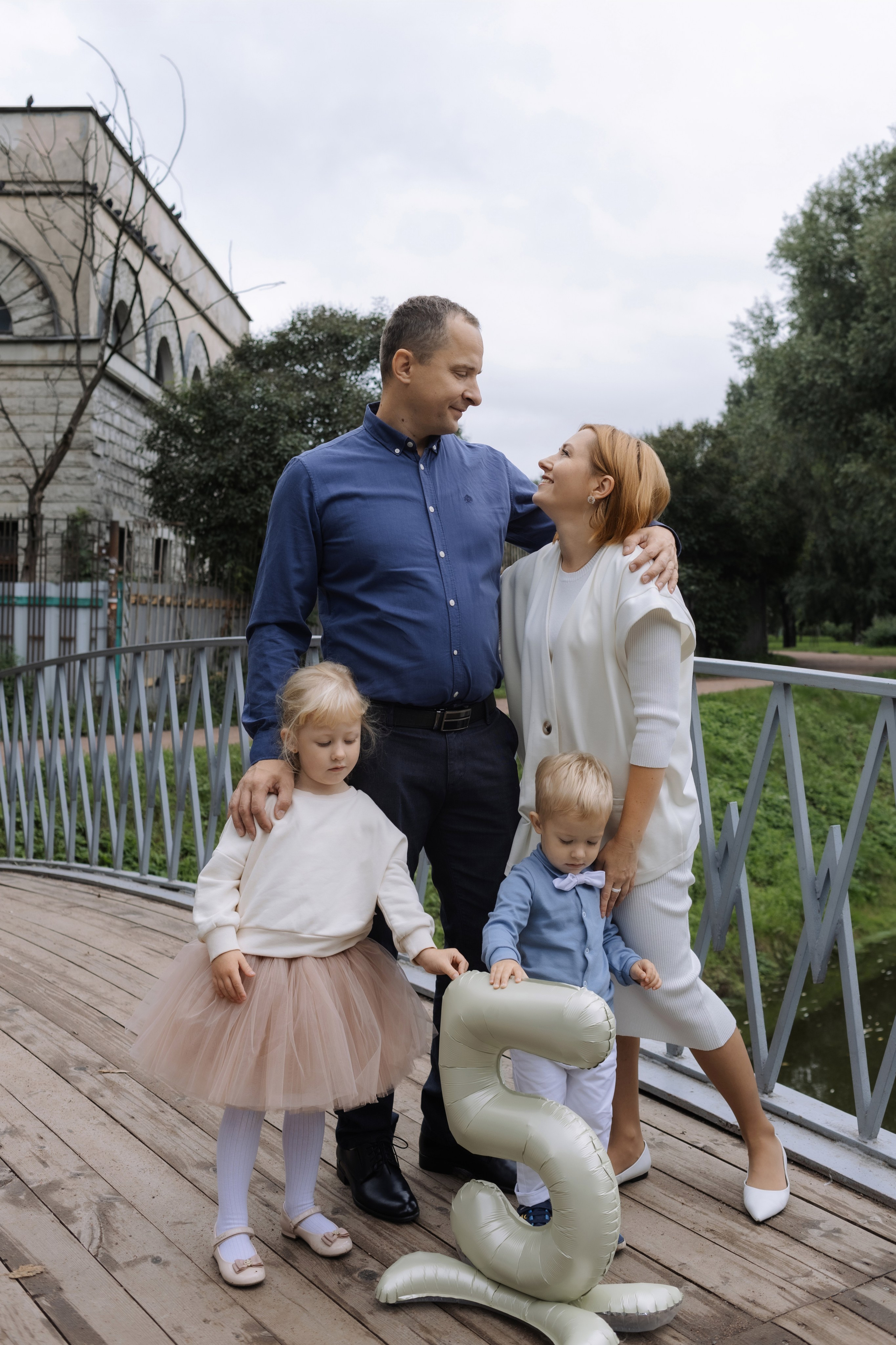 Семейная фотопрогулка в Таврическом. Женский и семейный фотограф в Санкт-Петербурге Екатерина Симонова