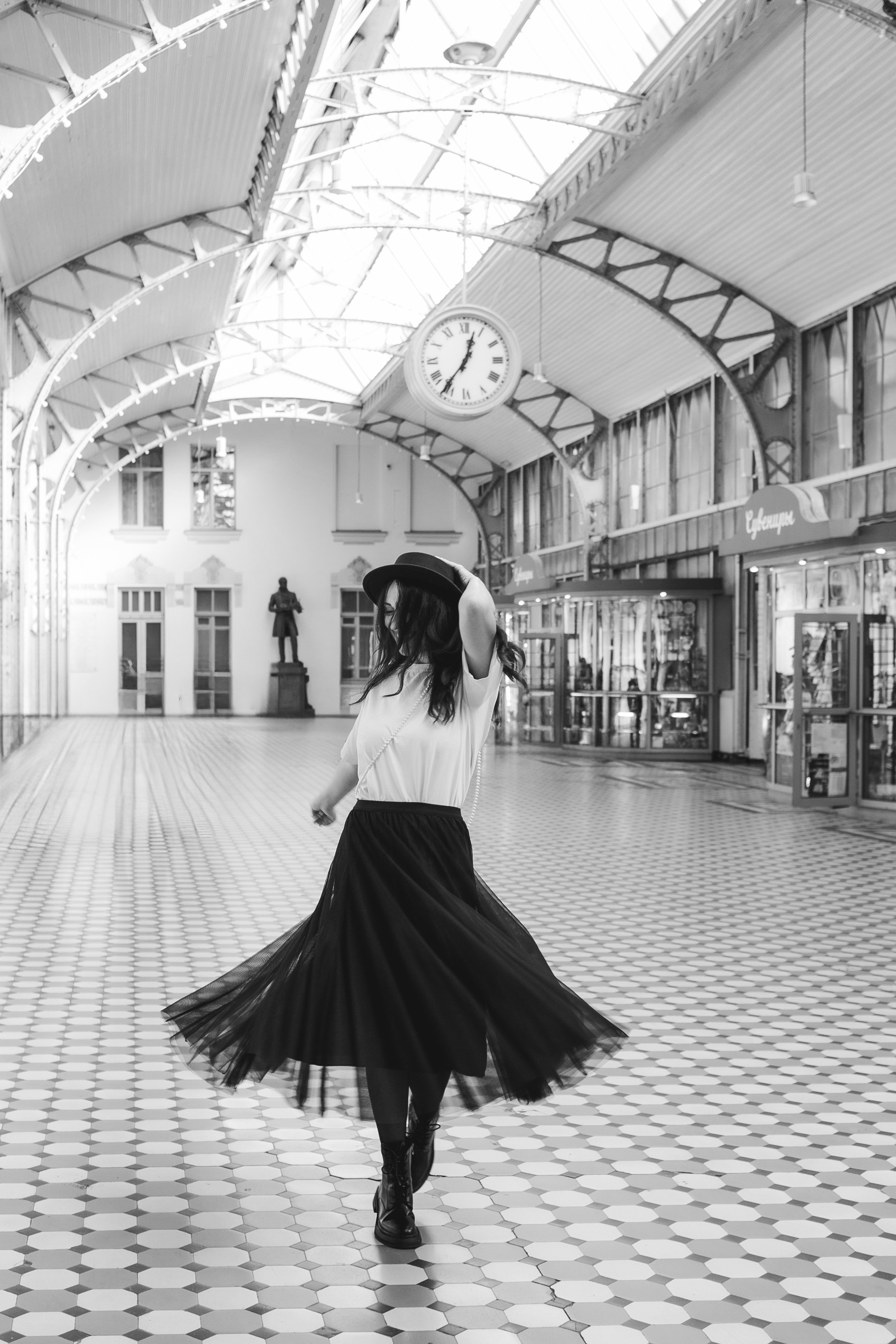 Мария. Витебский вокзал. Женский и семейный фотограф в Санкт-Петербурге Екатерина Симонова