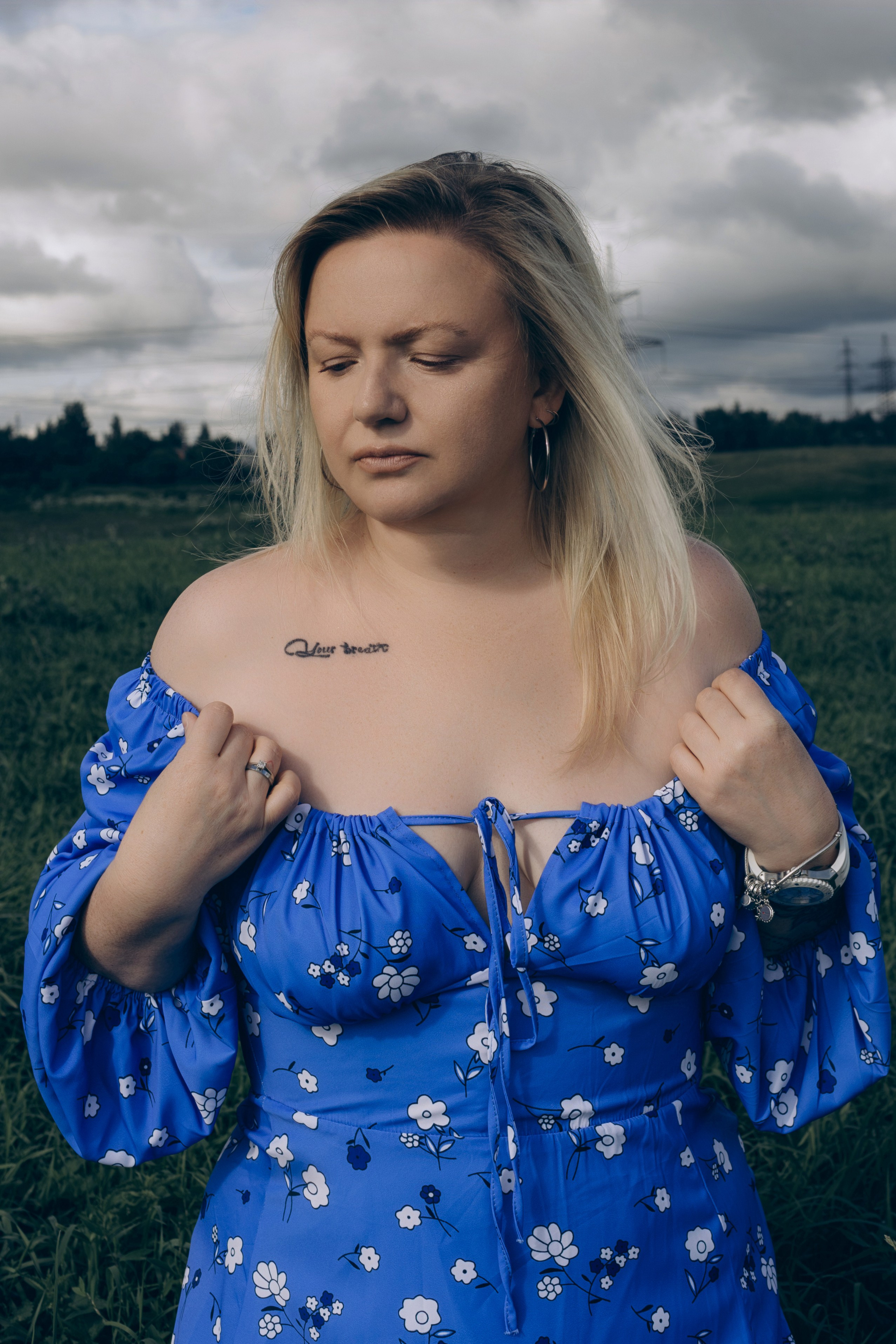 Светлана. В поле. Женский и семейный фотограф в Санкт-Петербурге Екатерина Симонова