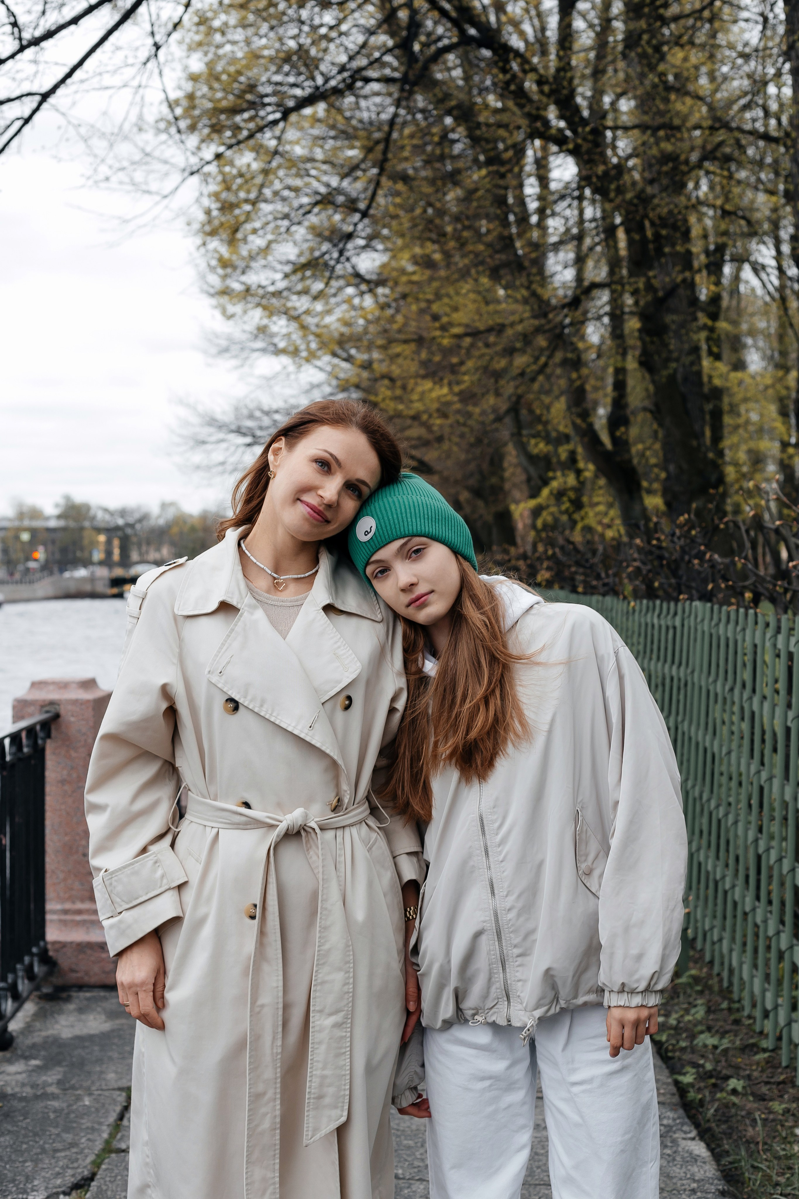 Светлана и Диана. В Летнем саду. Женский и семейный фотограф в Санкт-Петербурге Екатерина Симонова