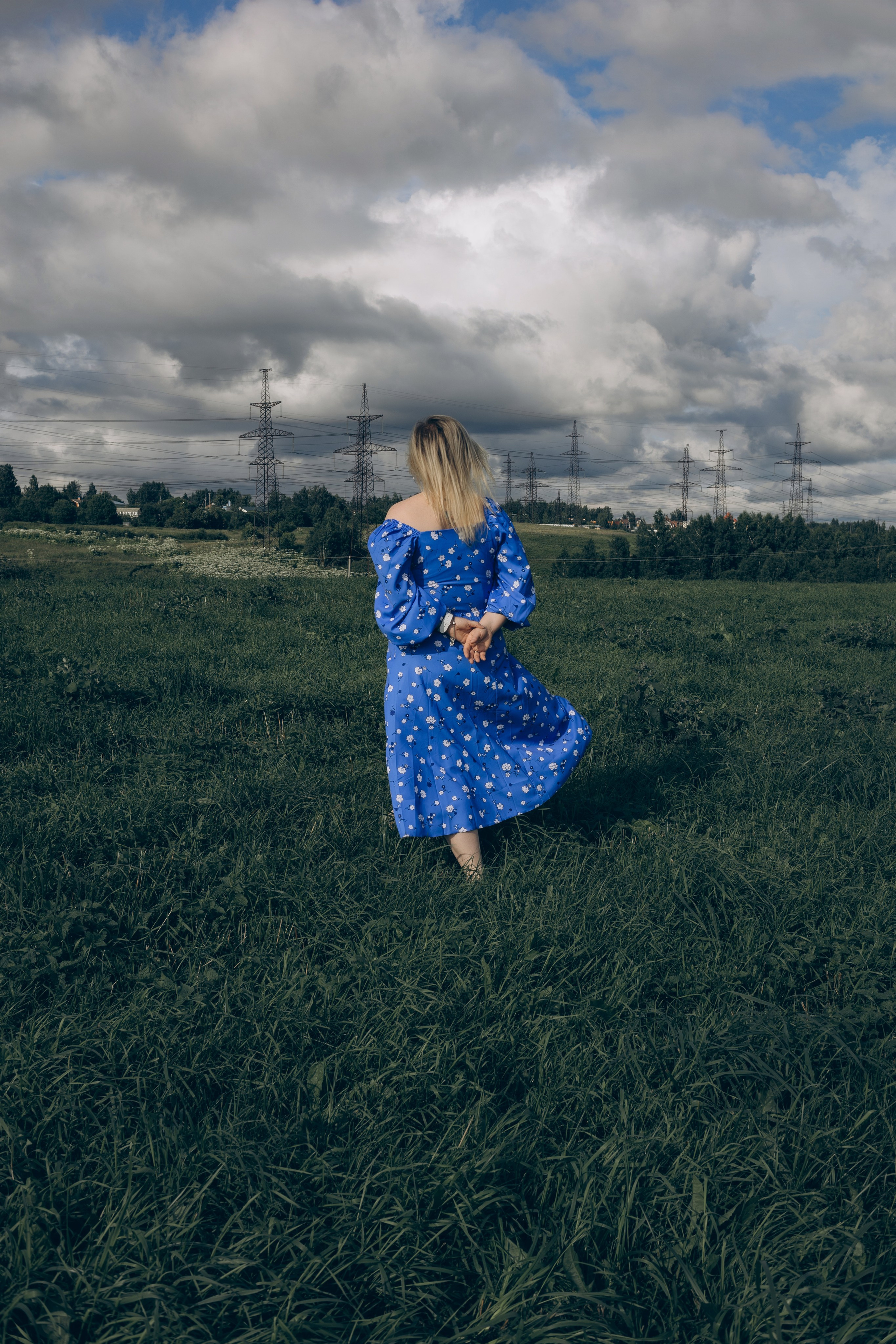 Светлана. В поле. Женский и семейный фотограф в Санкт-Петербурге Екатерина Симонова