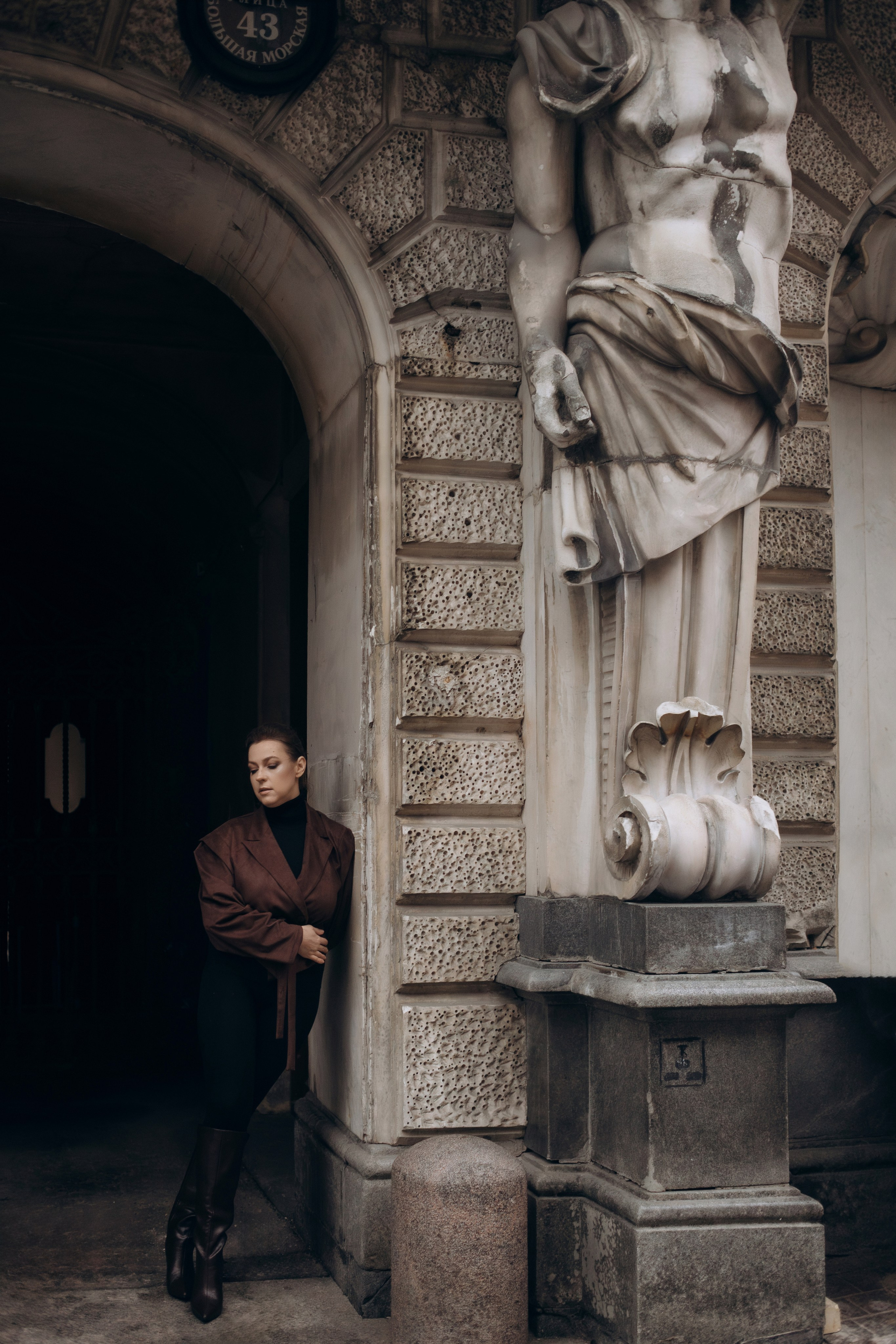 Лена. Исаакиевская площадь. Женский и семейный фотограф в Санкт-Петербурге Екатерина Симонова