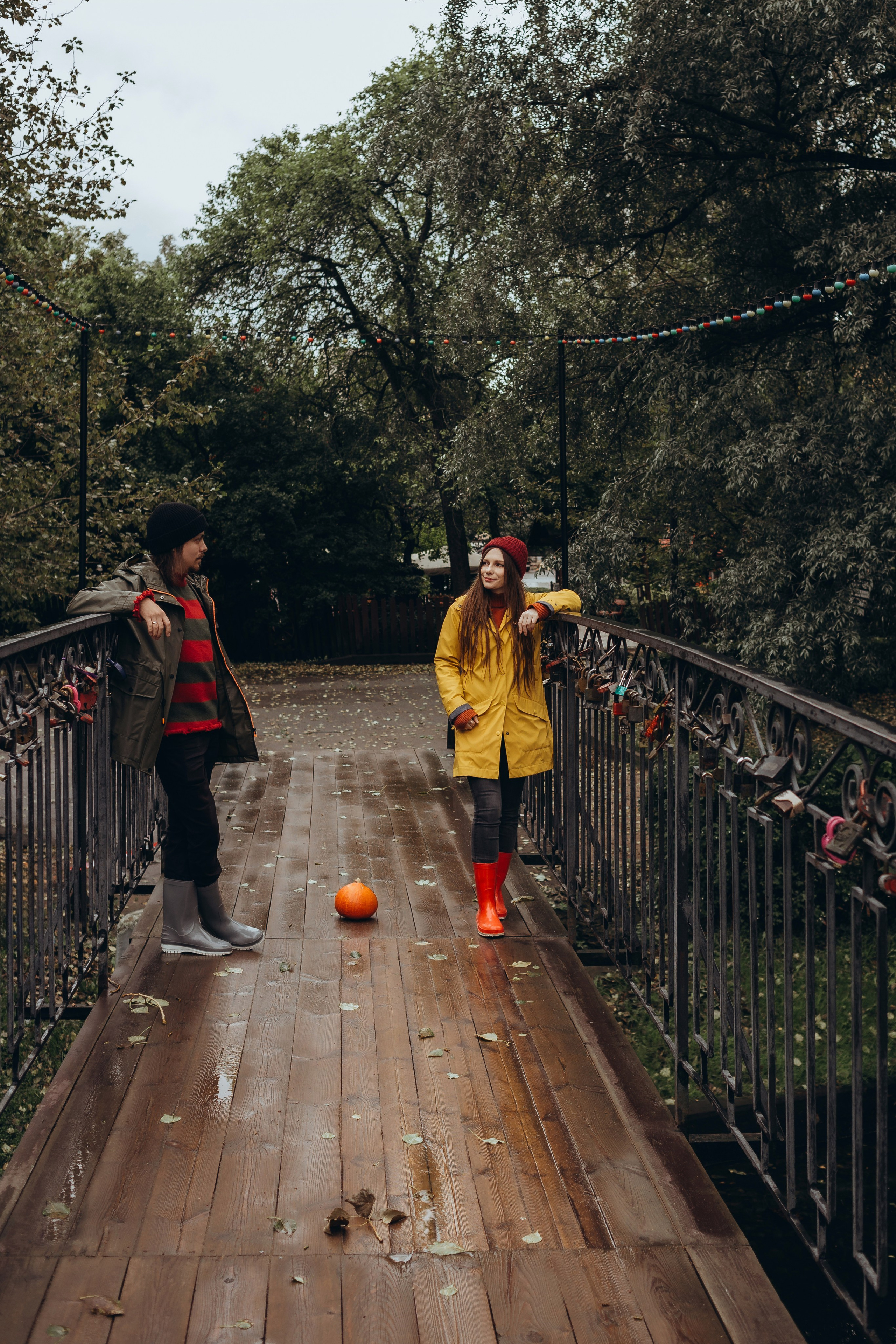 Алеся и Сережа. Love story в парке аттракционов. Женский и семейный фотограф в Санкт-Петербурге Екатерина Симонова