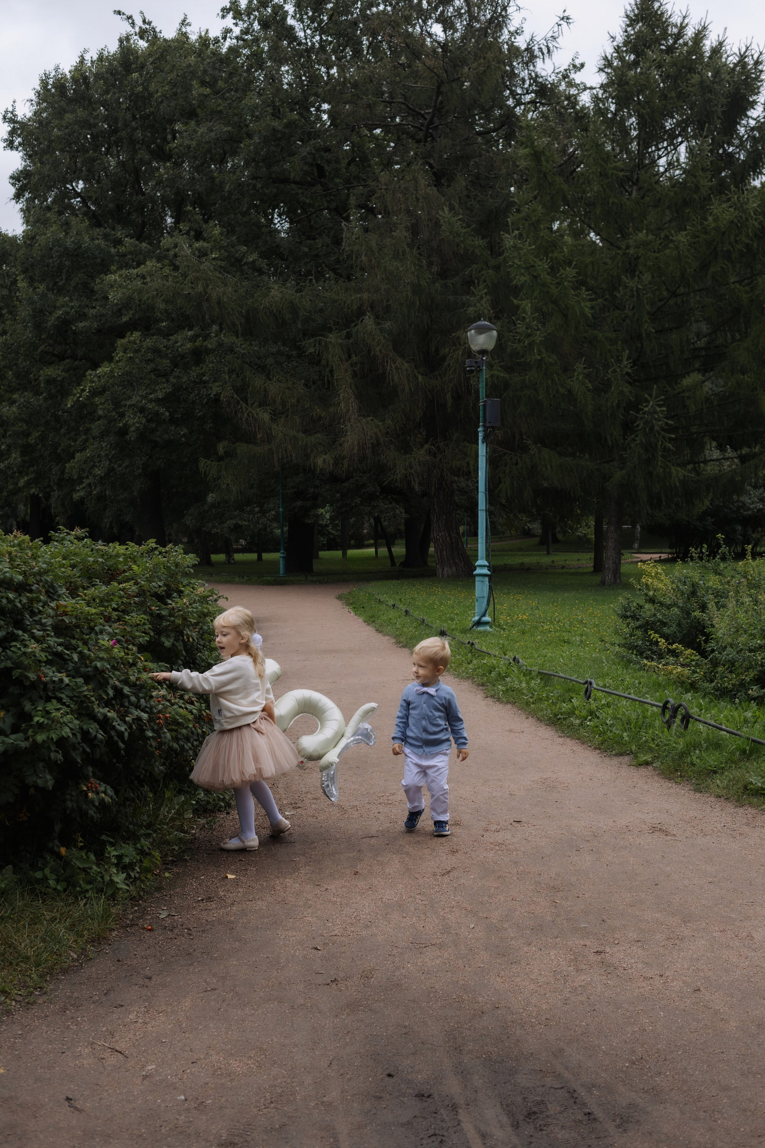 Семейная фотопрогулка в Таврическом. Женский и семейный фотограф в Санкт-Петербурге Екатерина Симонова