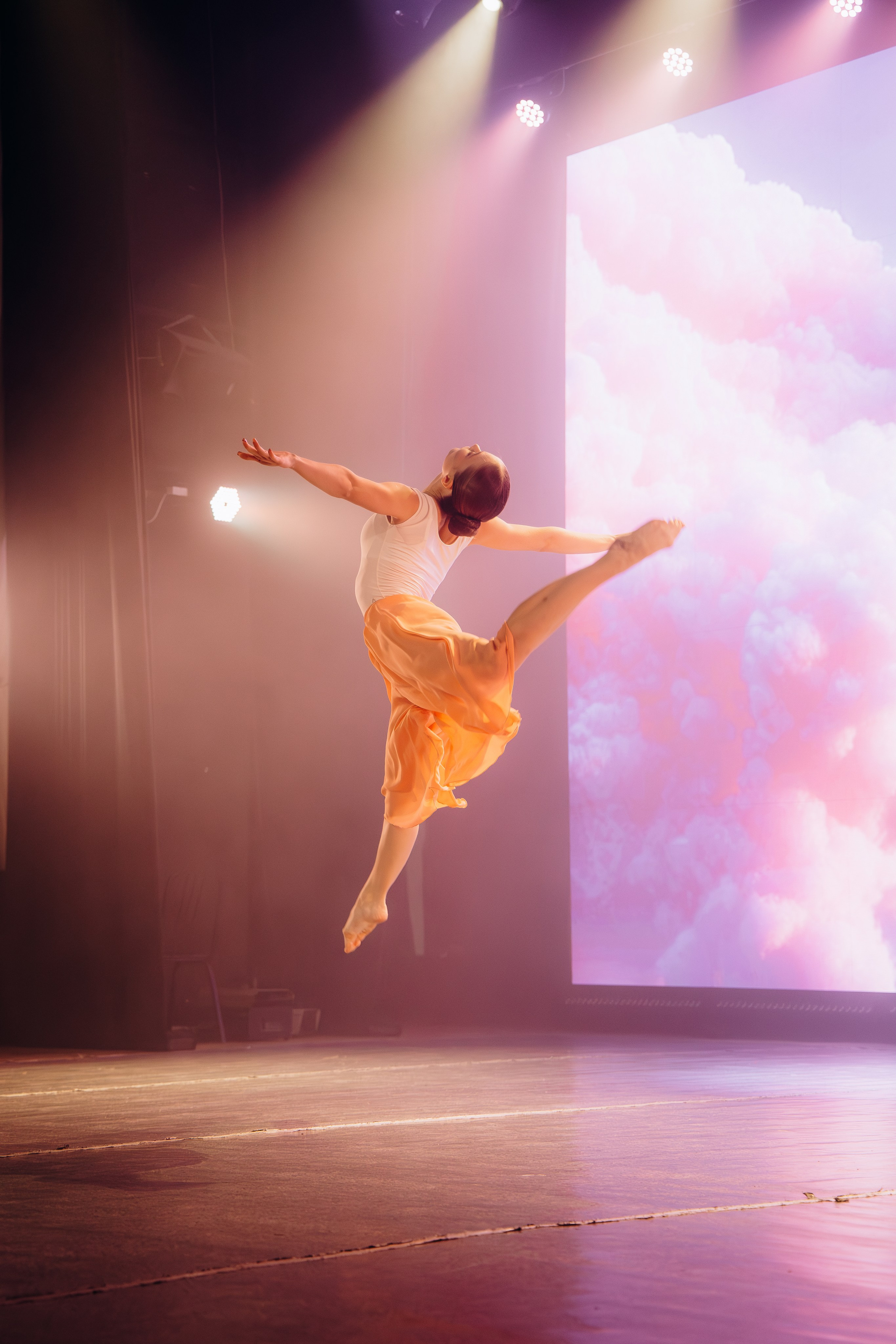 ALTERNATIVE DANCE STUDIO