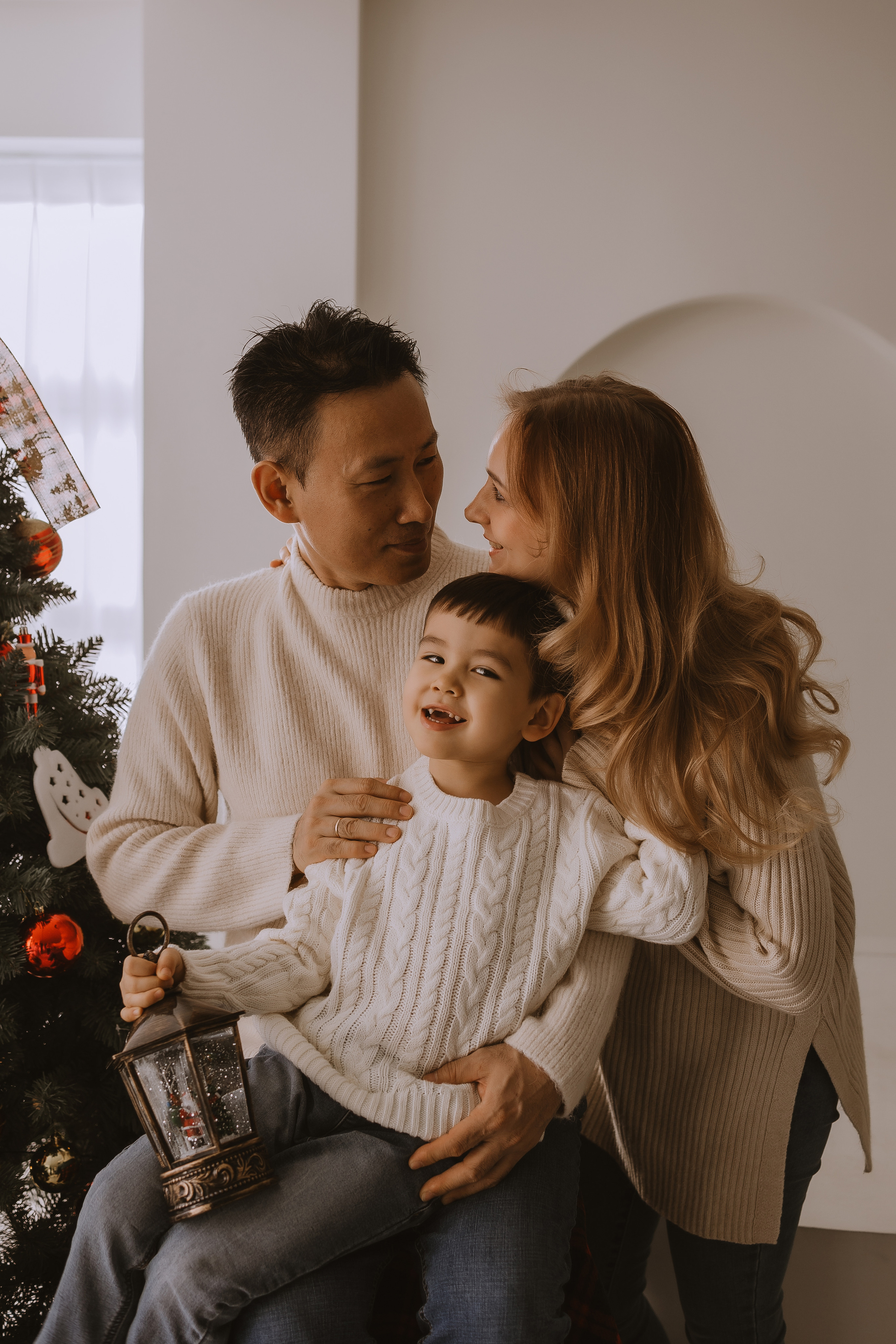 Новый год. Наташа с семьей.