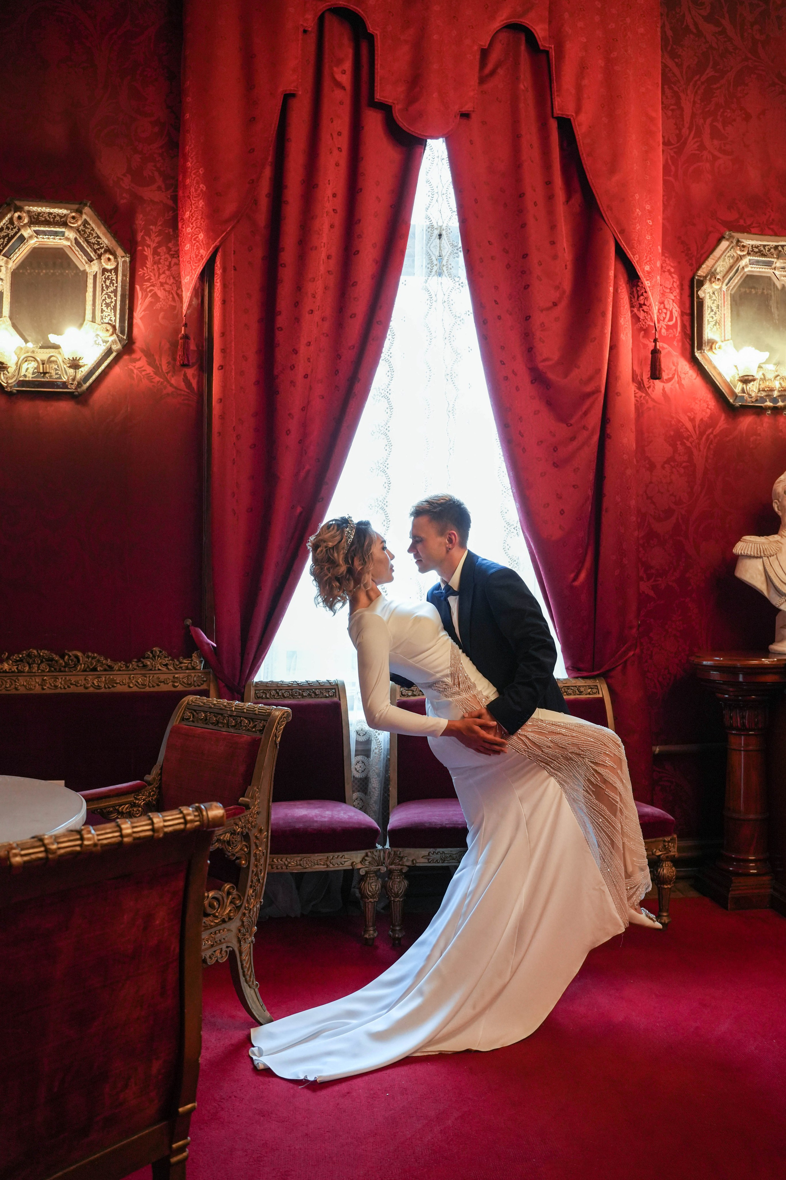 Р А В И Л Ь  и  Д И Н А Р А