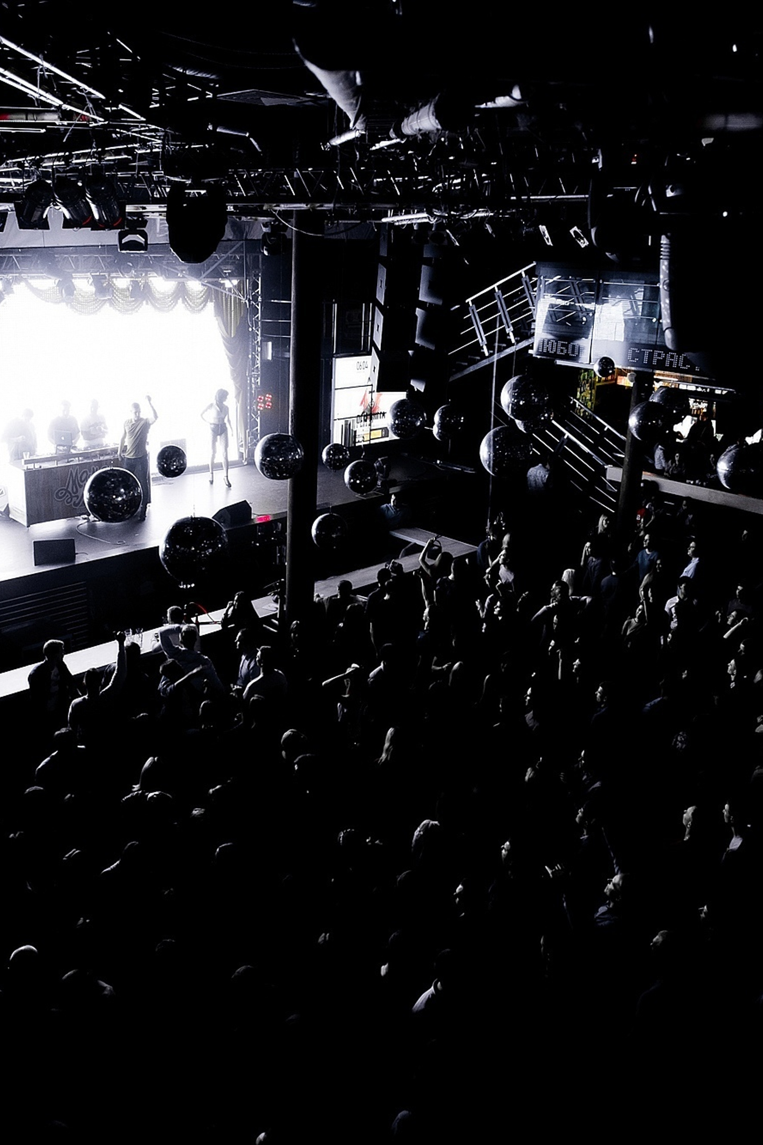 Испанский Пятница ___ 08 марта. Максим Бондарев, коммерческий фотограф для бизнеса | Курск