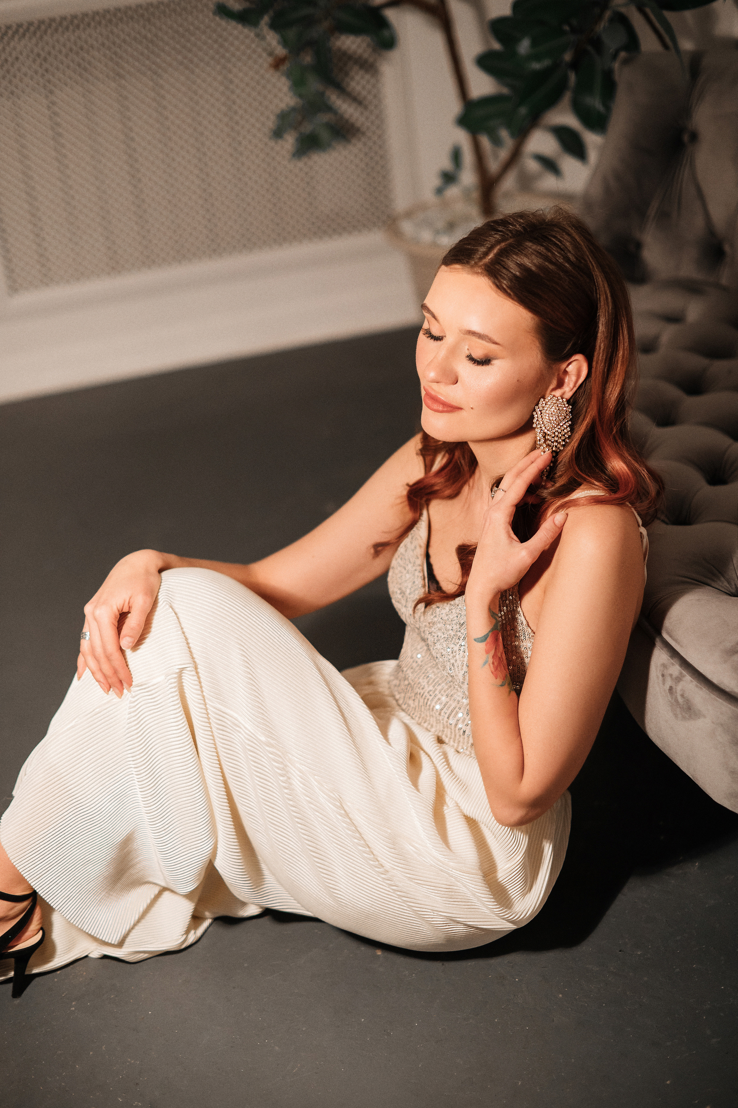 Маша в блестящем образе