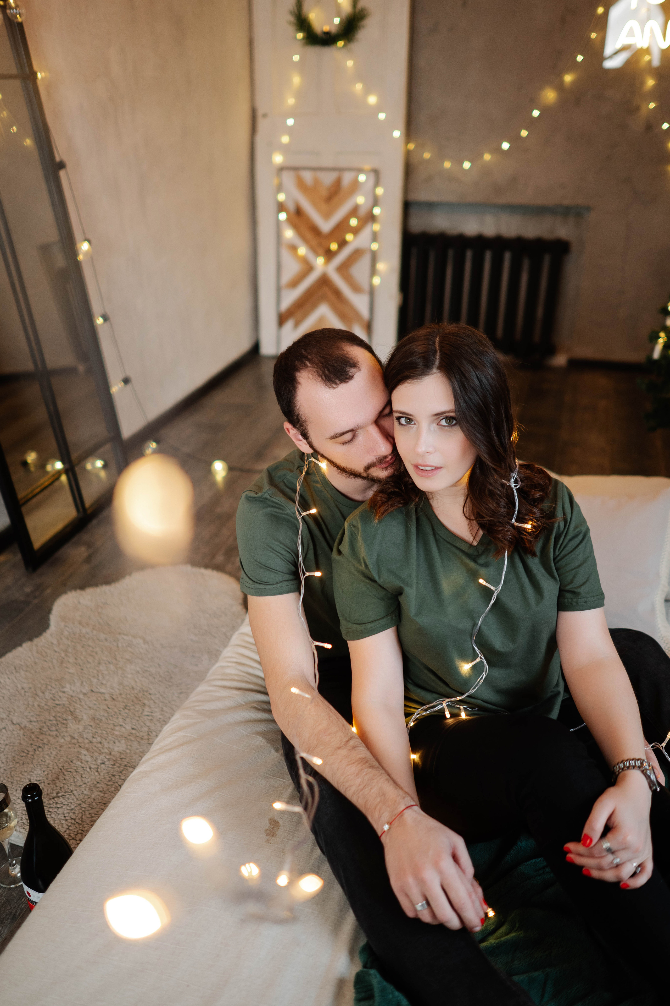 Олеся и Серёжа в уютной новогодней стилистике