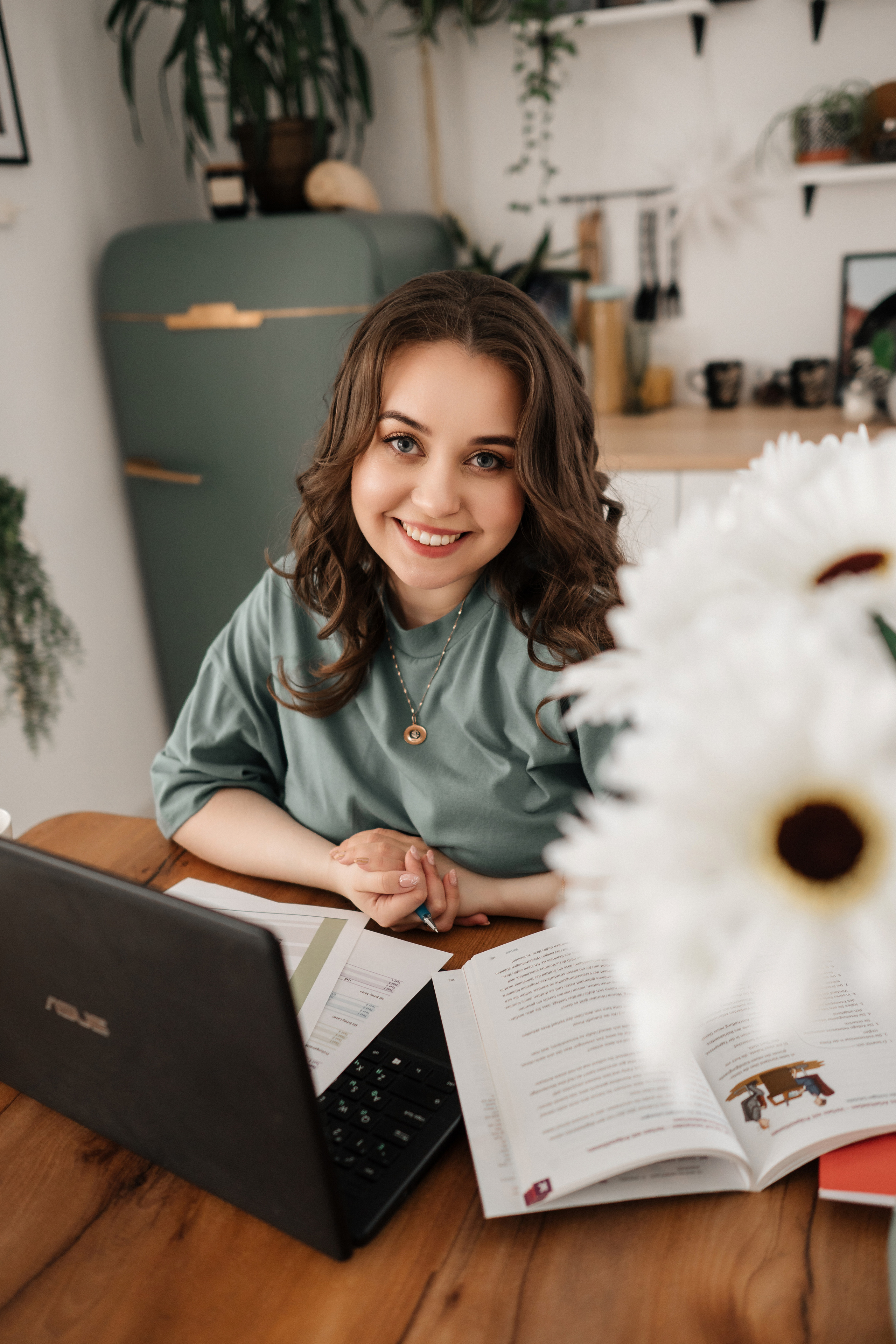 Контент для онлайн преподавателя Лизы